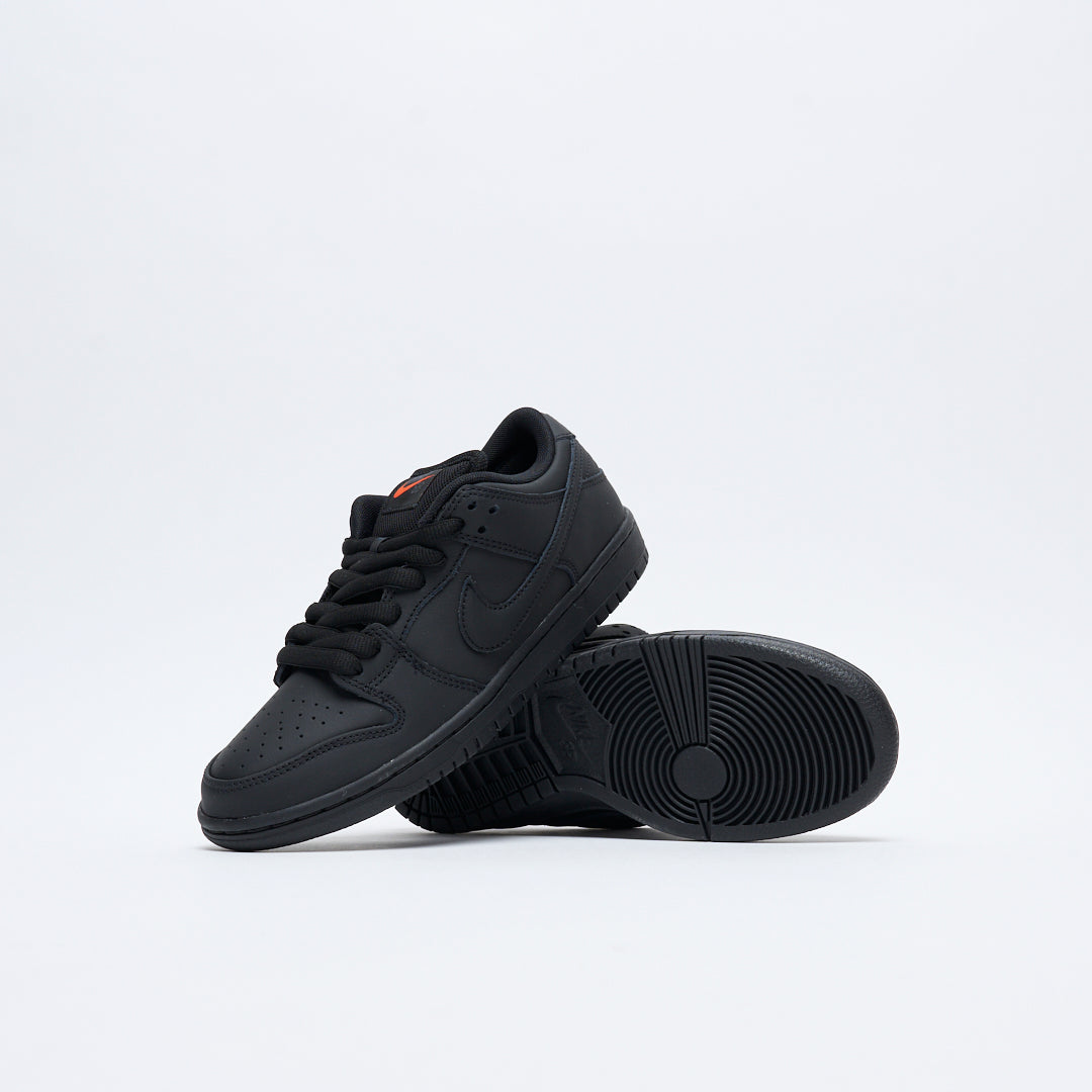 Nike SB - Dunk Low Pro ISO "Orange Label" (Black/Black-Black)