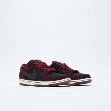 Nike SB - Dunk Low Pro "Riot Skateshop" QS