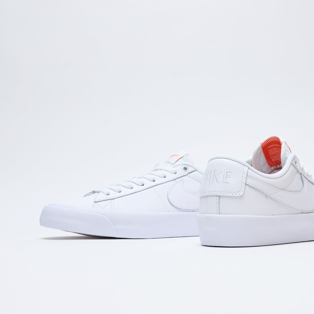 Nike SB - Zoom Blazer GT ISO (White/White/White)