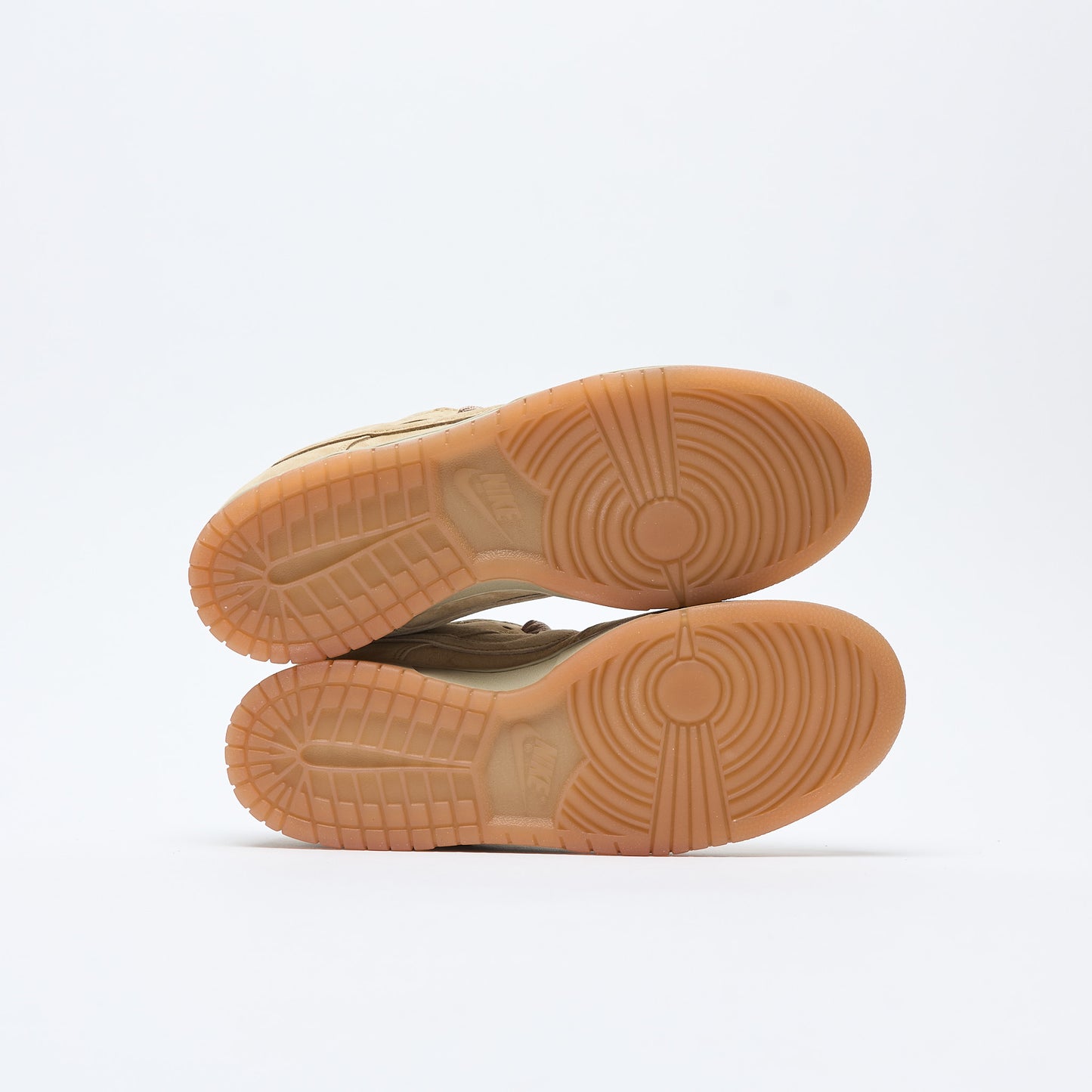 Nike SB - Zoom Dunk Low Pro B "Parachute Beige"