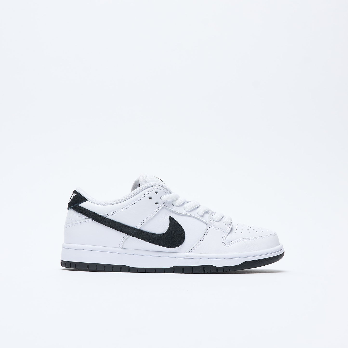 Nike SB - Zoom Dunk Low Pro (White/Black)