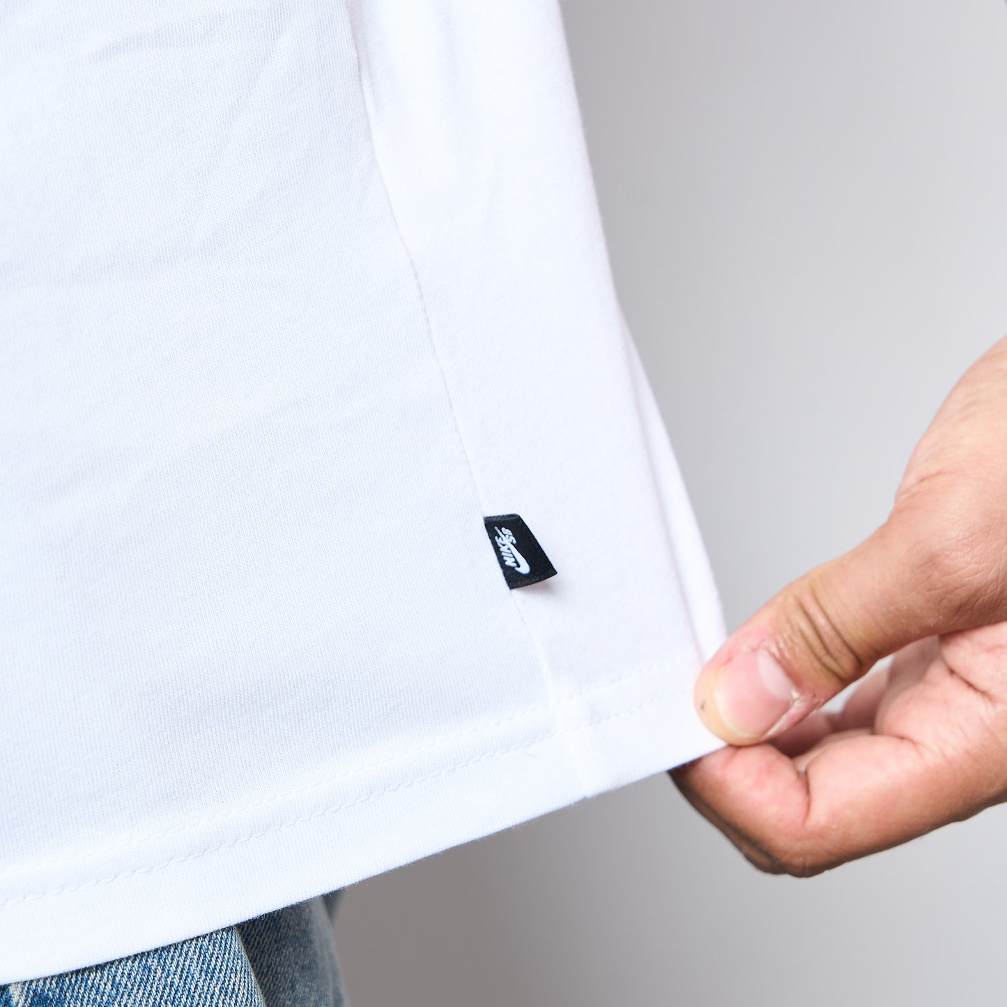 Nike SB - M90 OC Flip Phone Tee (White)