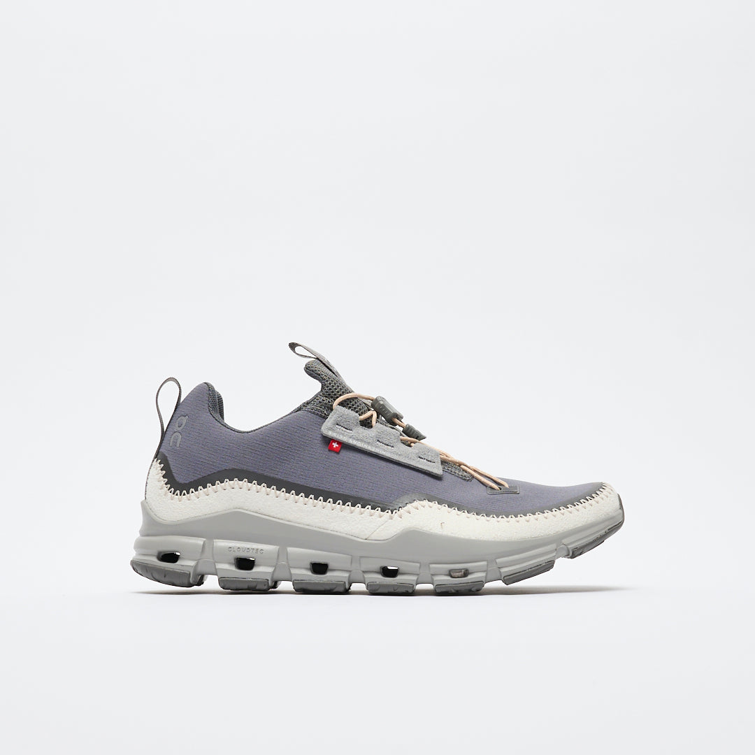 ON - Cloudaway (Asphalt/Ivory)