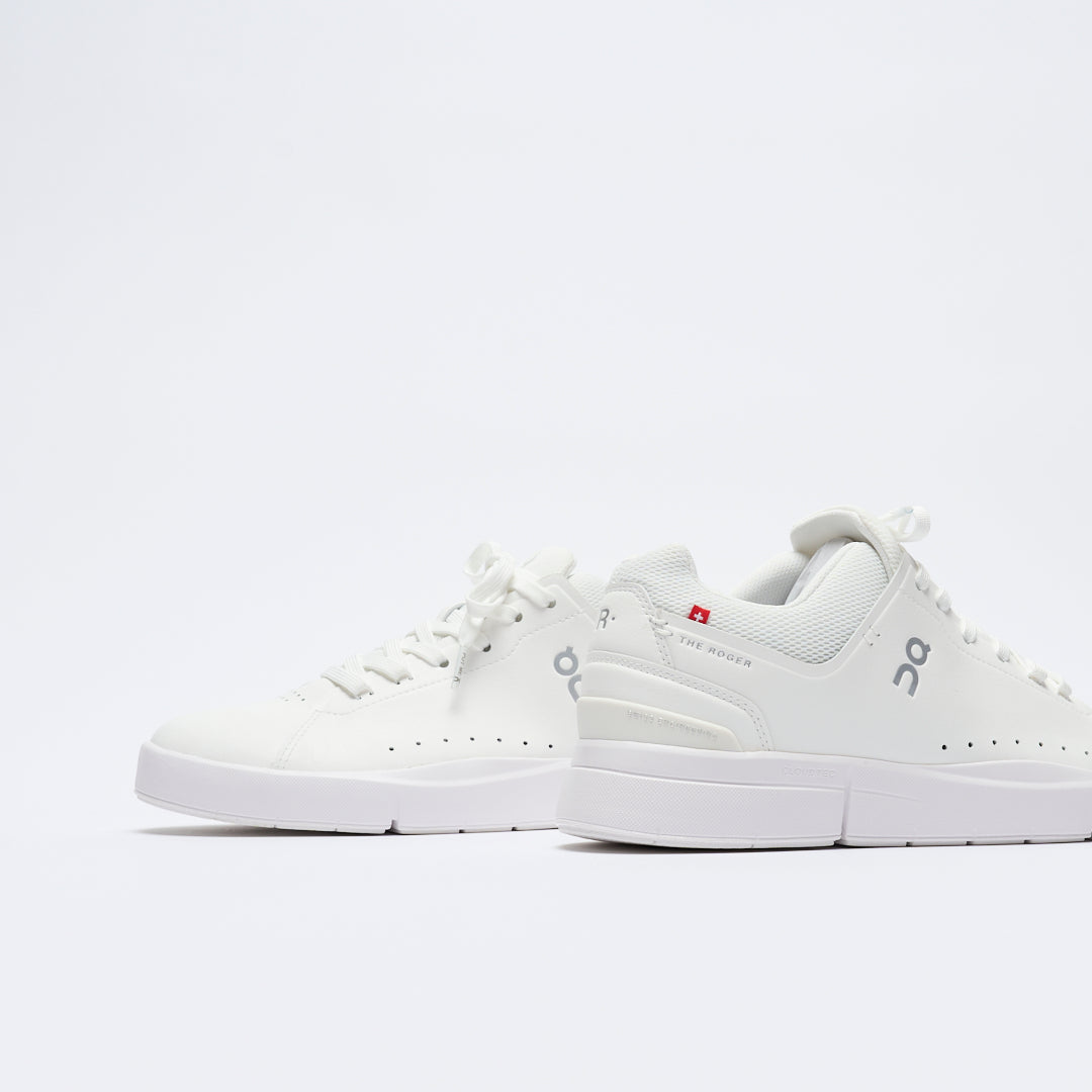 ON - The Roger Center Court Men (White/Undyed)