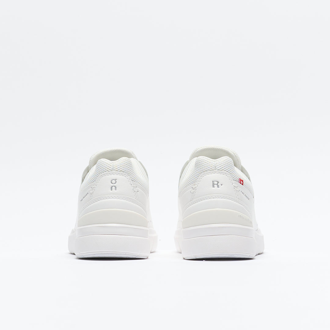 On - The Roger Advantage Men (All White)