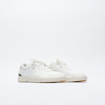 On - The Roger Centre Court Men (White/Olive)