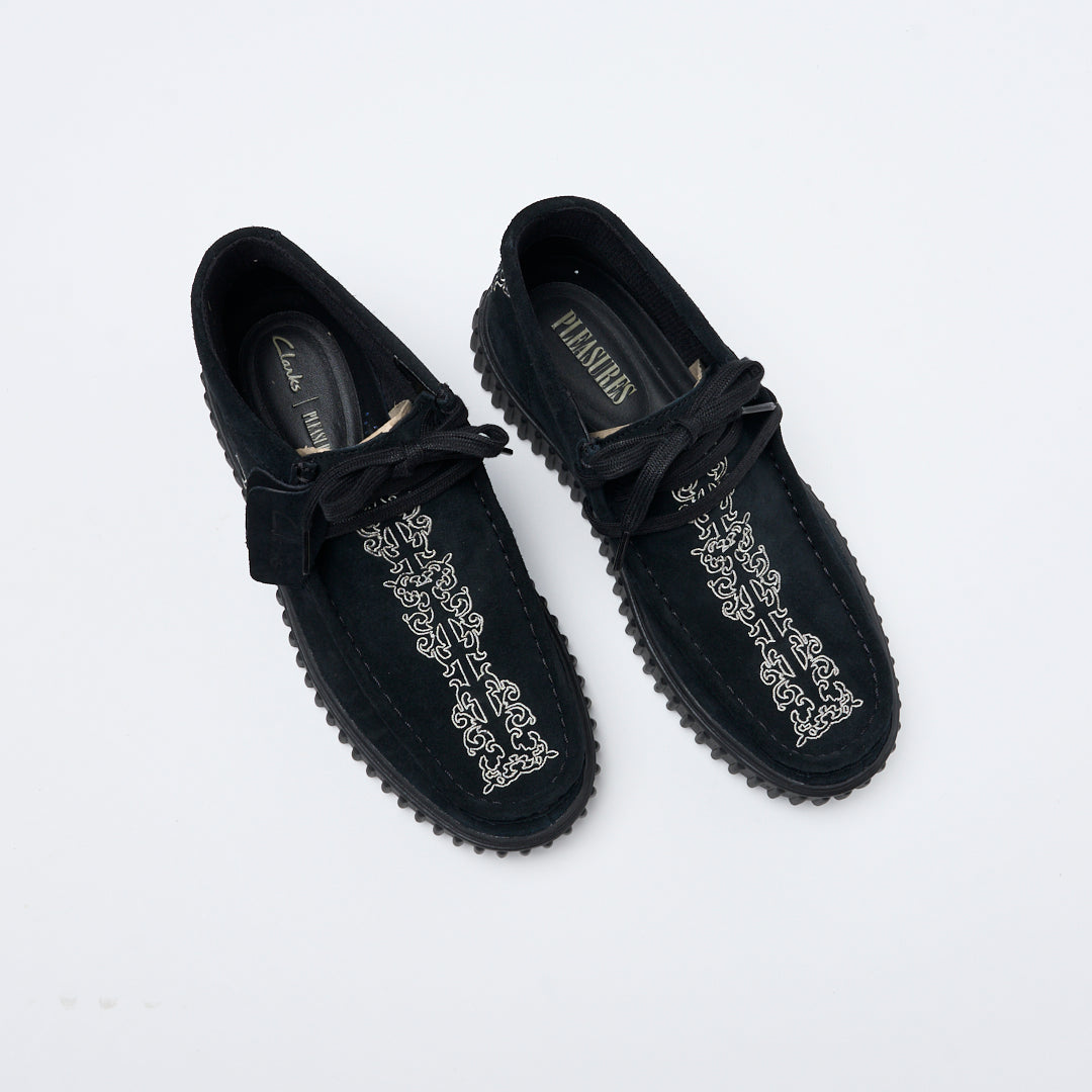 Pleasures x Clarks Originals - Torhill Woven (Black)