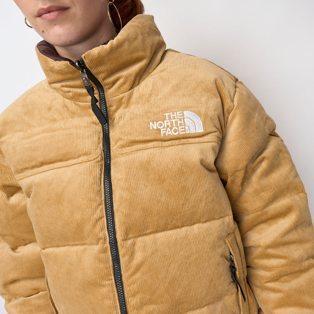 The North Face - W 92 Reversible Nuptse Corduroy (Almond/Brown)