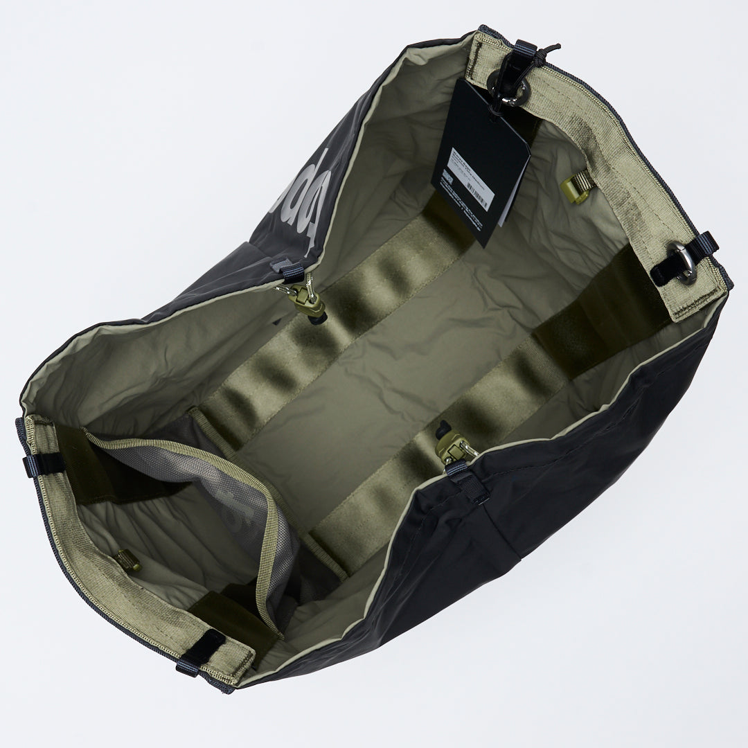 Topologie - Wares Bags Summit Tote Medium (Black Tech Sateen)