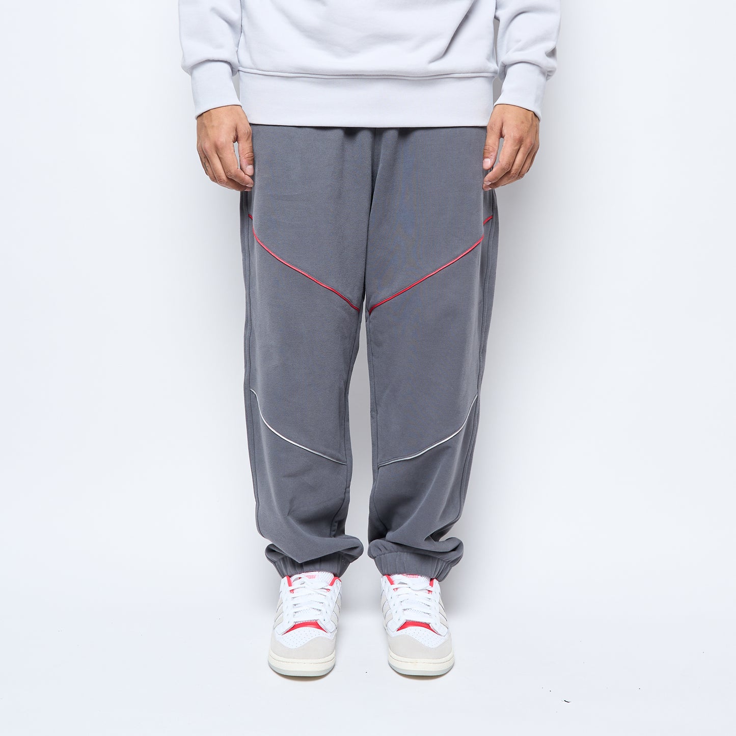 Wallstreet Skateshop x ADIDAS Skateboarding - WS OL Sweatpant (Light Solid Grey)