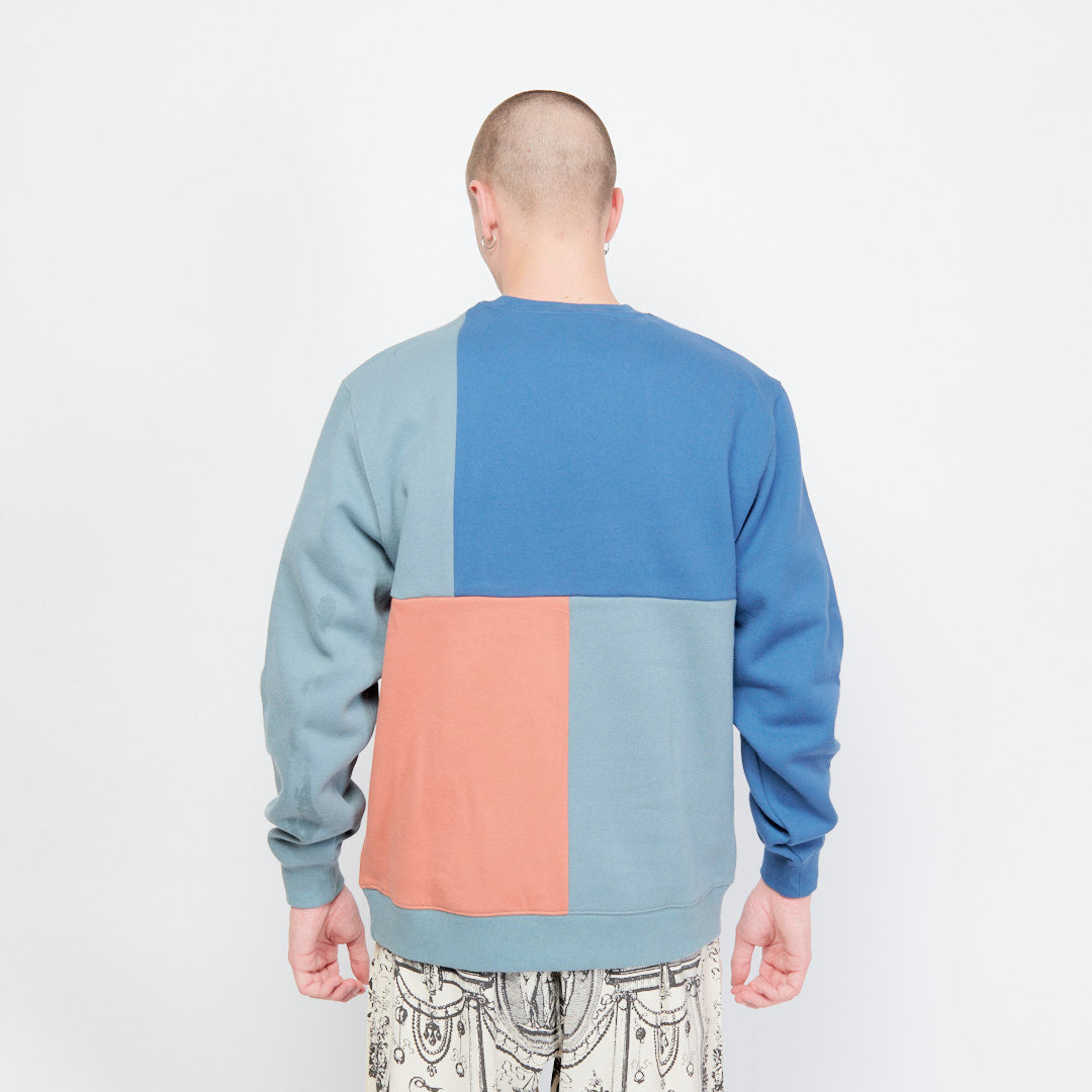 Hélas Caps Co Carre Crewneck (Blue/Multi)