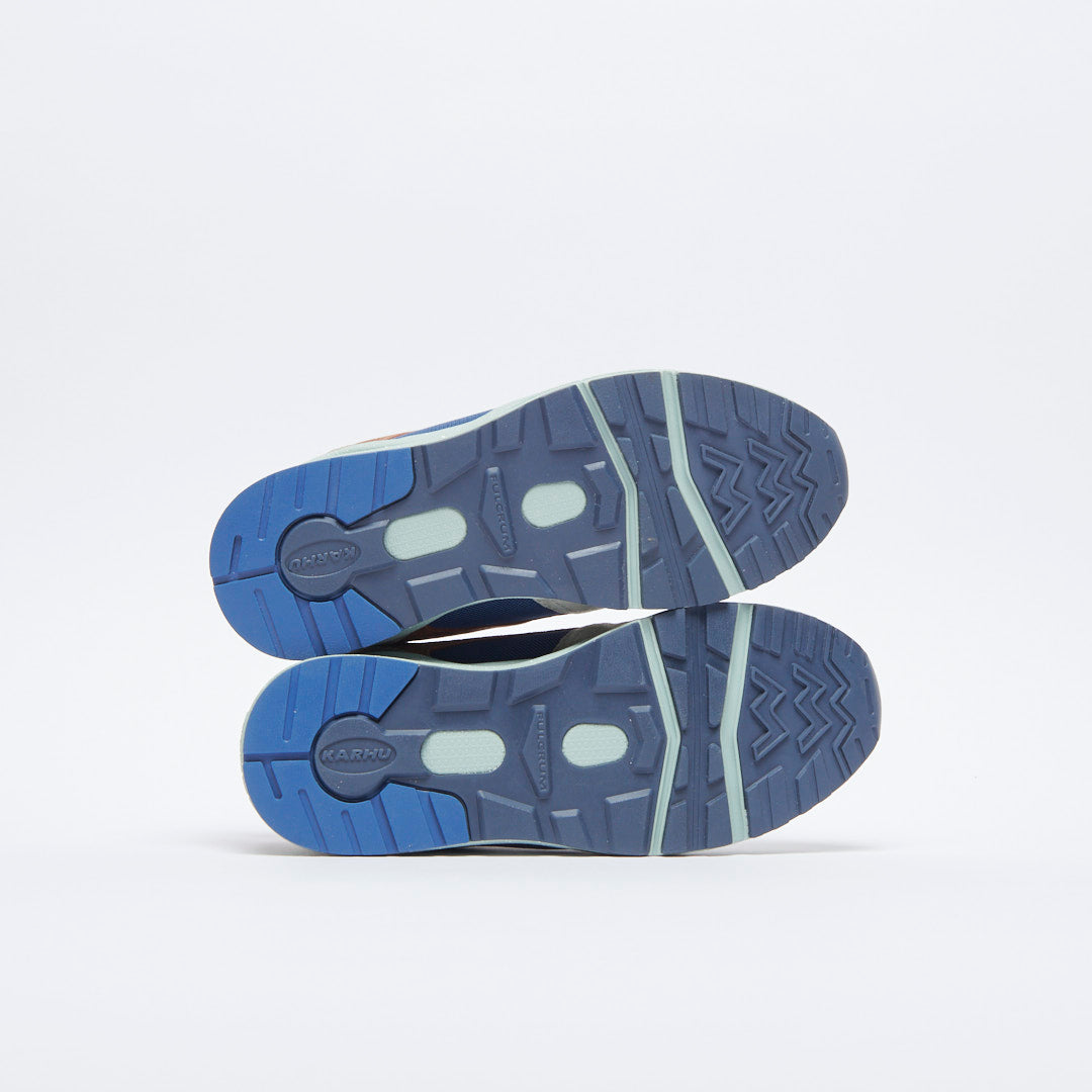 Karhu - Fusion 2.0 (Abbey Stone/Beaver Fur)