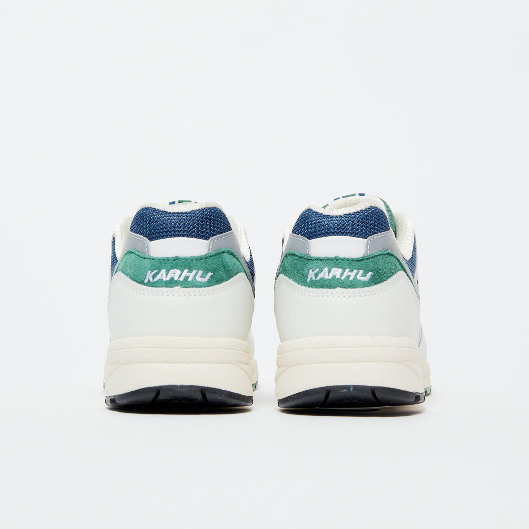 Karhu Legacy 96 - Bright White / Dawn Blue F806030