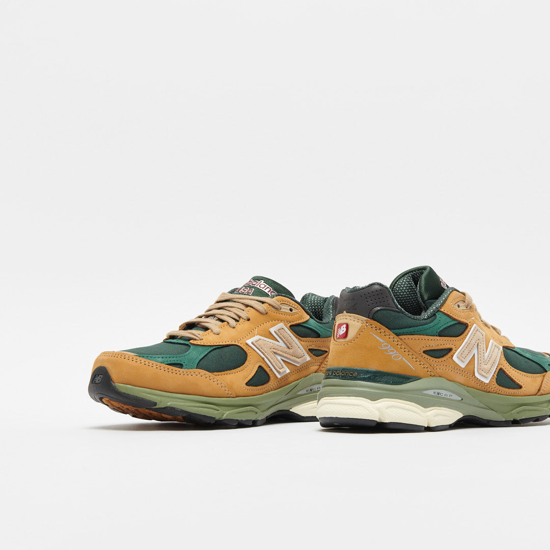 New Balance - M 990 WG3 Made in USA by Teddy Santis (Tan/Green)