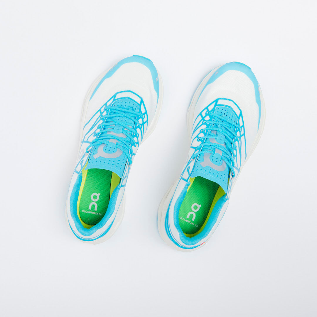 On Running - Cloudnova Z5 (White/Cyan)