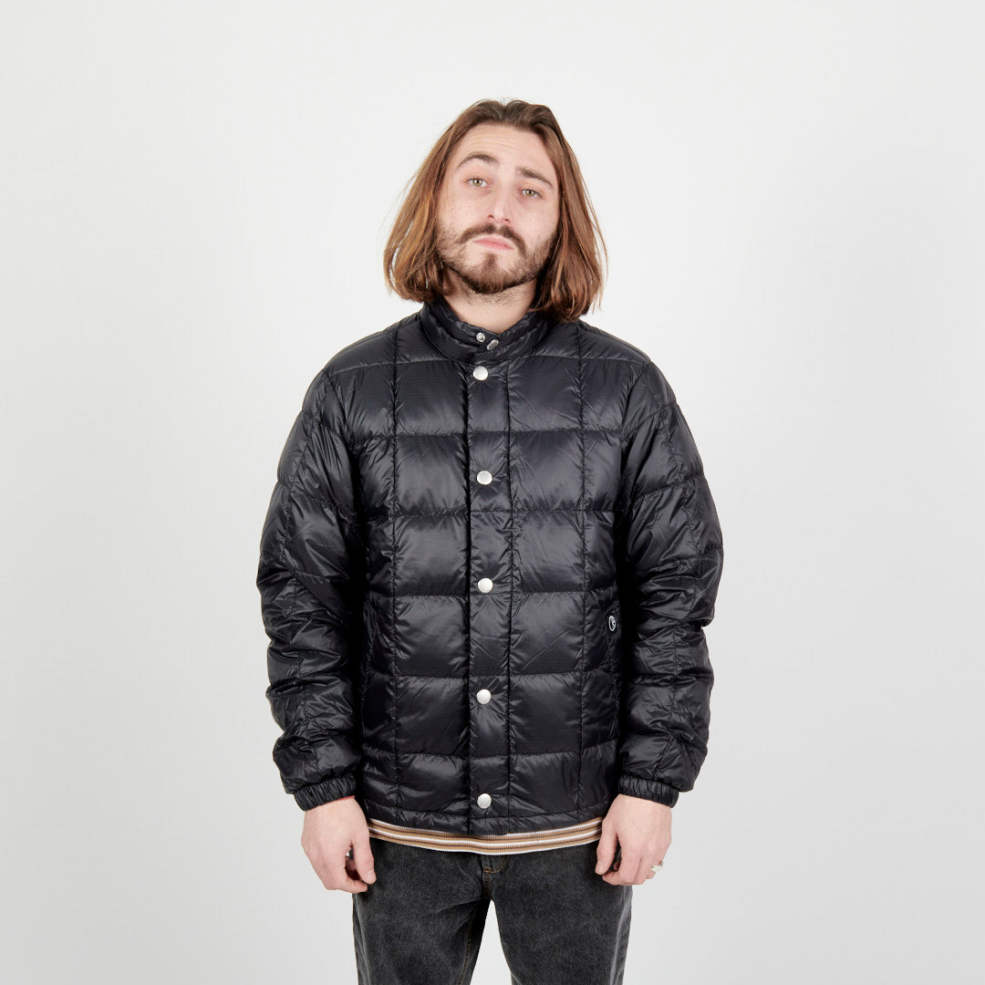 Thriller skate co Lightweight Puffer Jacket - Black