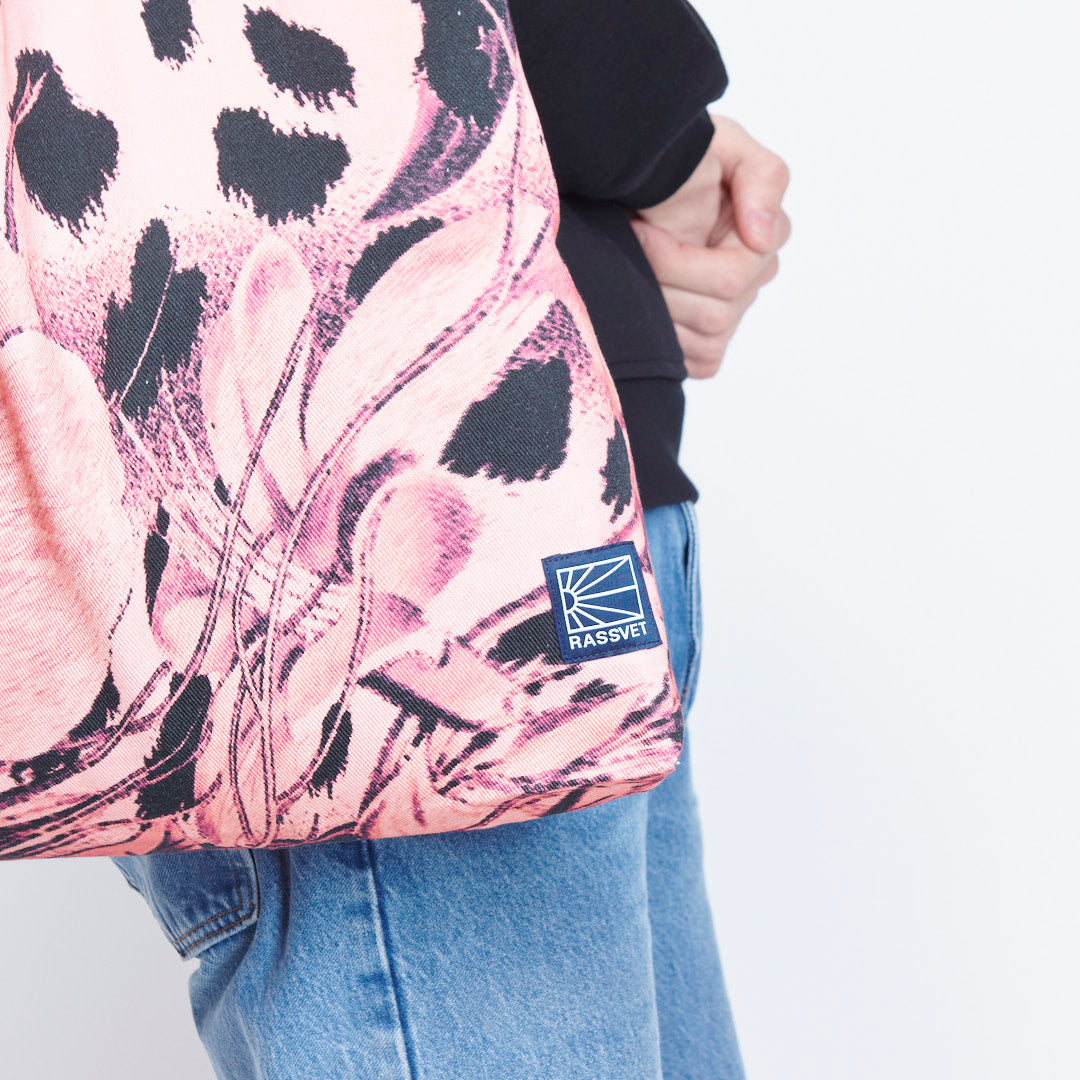 Rassvet - Flower Print Denim Tote Bag (Pink)