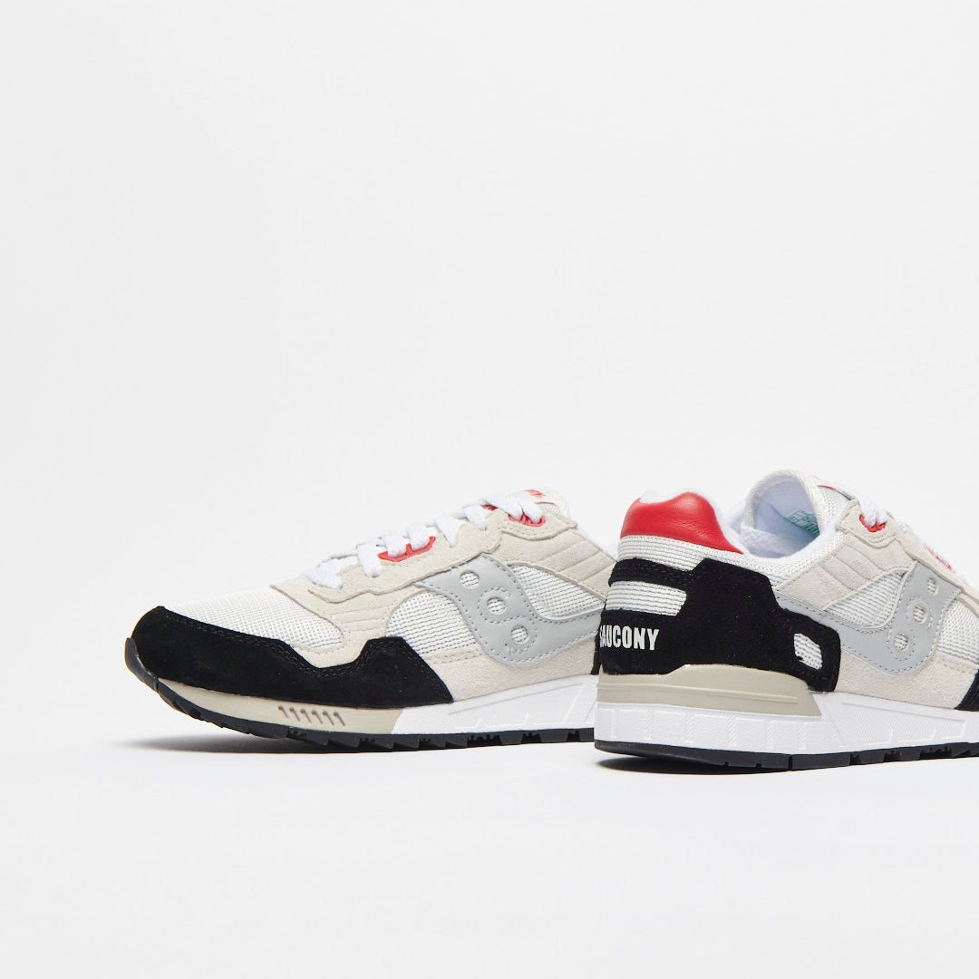 Saucony - Shadow 5000 (White/Black/Red)  S70665-25