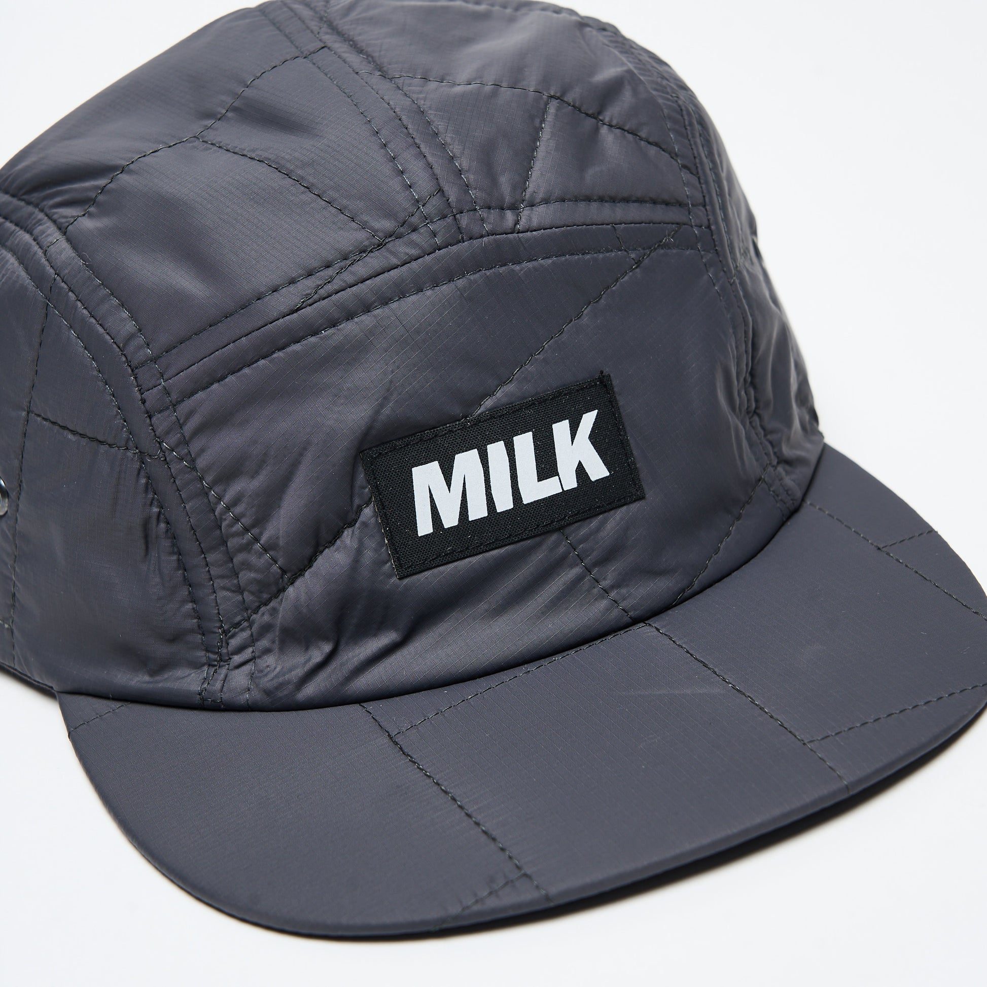 Artefact x Milk - MILK 5 Panel Puff Up Cap N°16 (Anthracite)