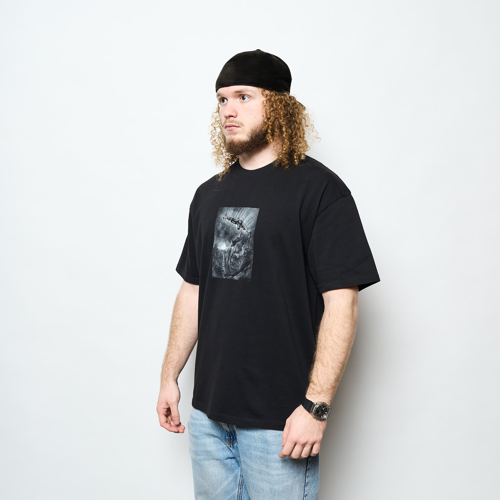Lurpiv - Sci-Fi Hanger Tee (Black)