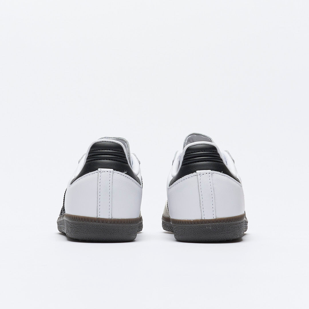 Adidas Skate - Samba Adv (White/Black) MILK STORE Adidas Skate - Samba Adv (White/Black) MILK STORE