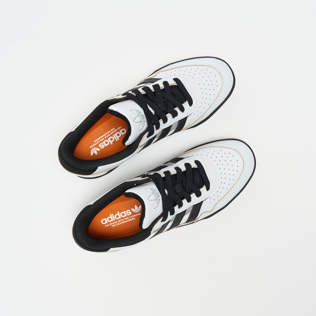 ADIDAS Skateboarding - Tyshawn II (Crystal White/Core Black/Charcoal Solid Grey)
