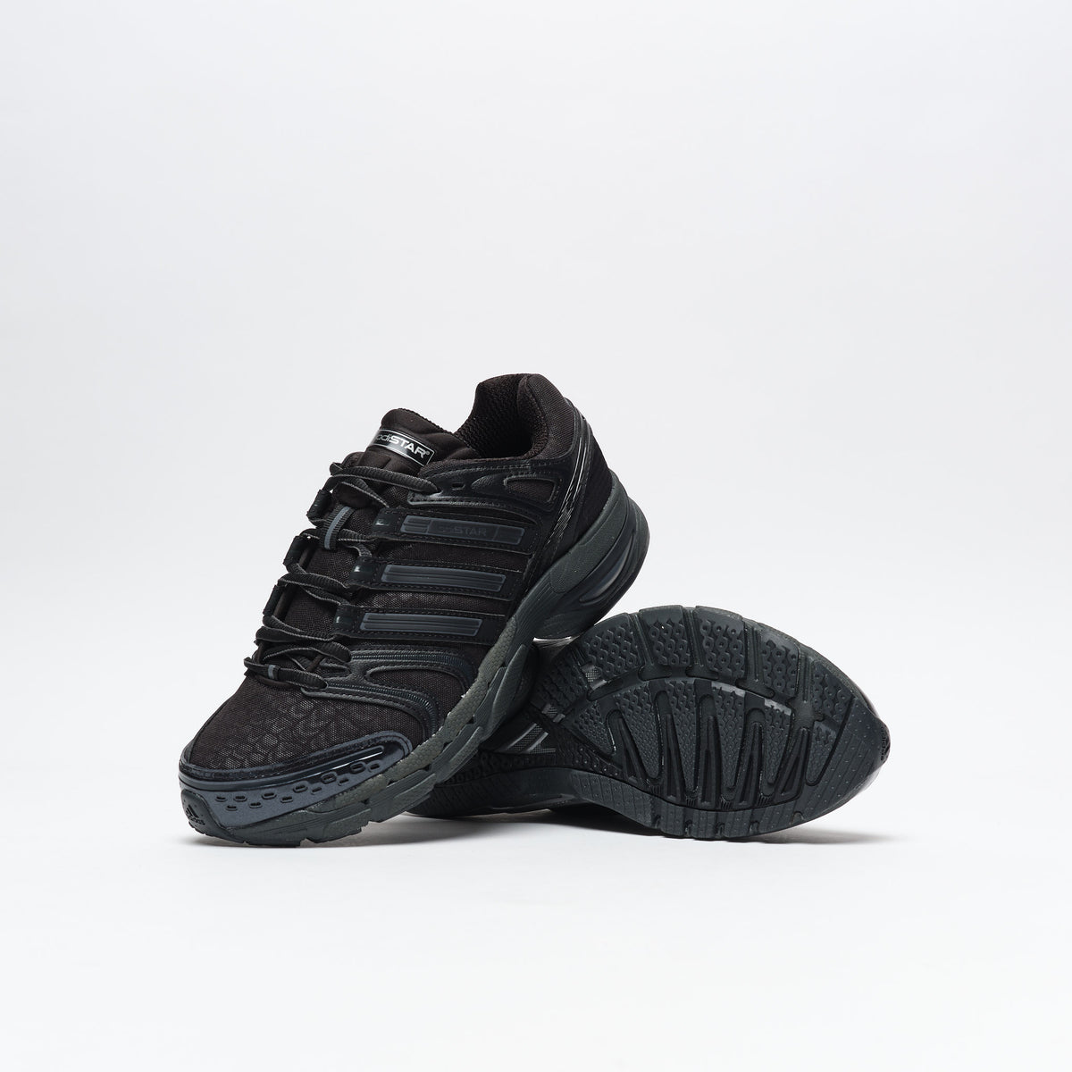 ADIDAS - Adistar Control 5 Core Black / Grey Six / Iron Metallic