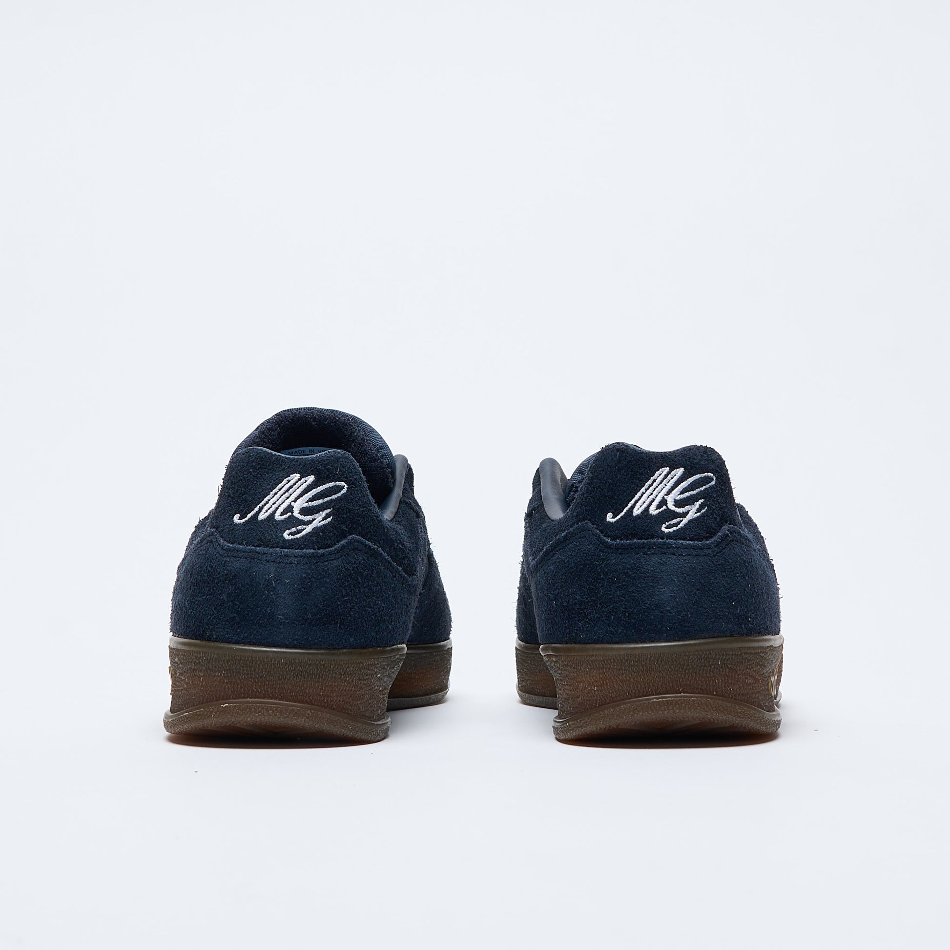 ADIDAS Skateboarding - Aloha Super (Legend Ink/Clear Sky/Gum)