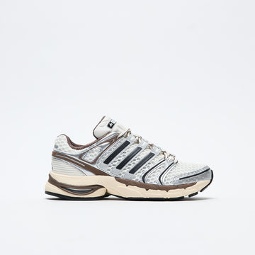 ADIDAS - Adistar Control 5 (Cloud White/Core Black/Core White)