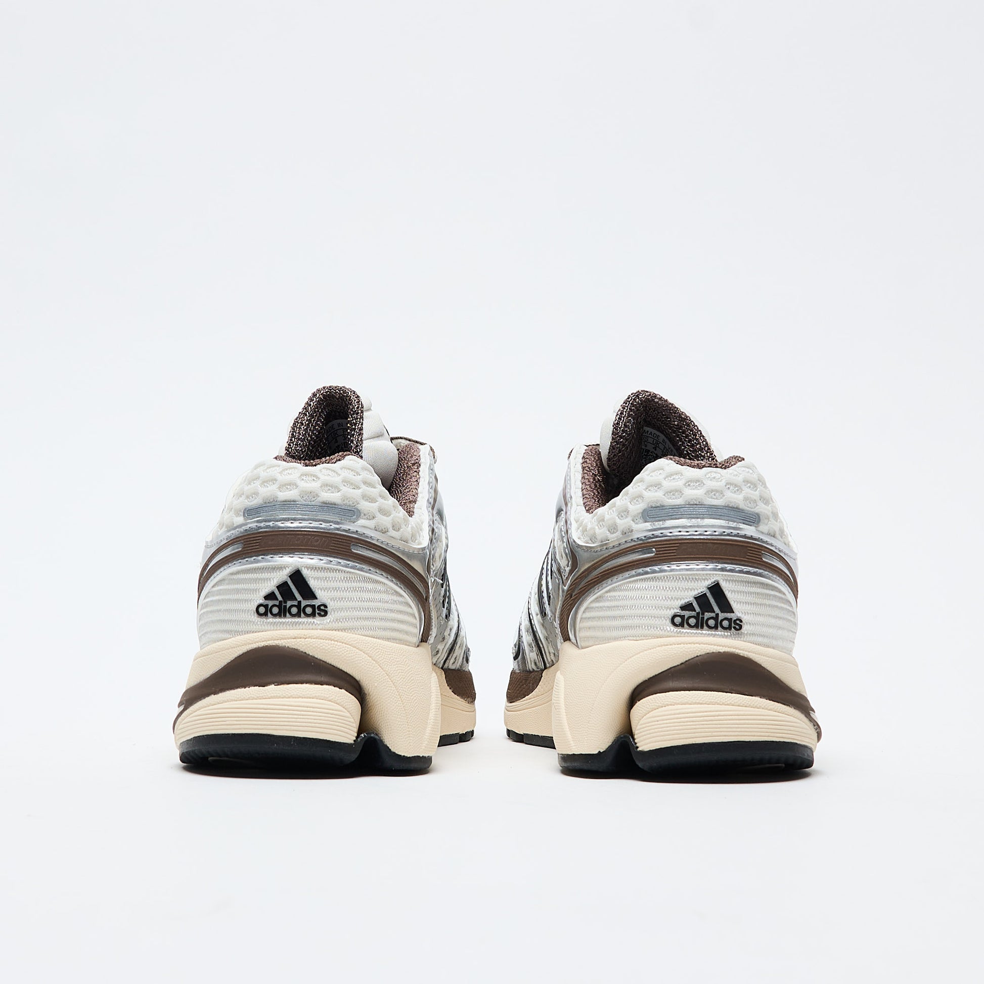 ADIDAS - Adistar Control 5 (Cloud White/Core Black/Core White)