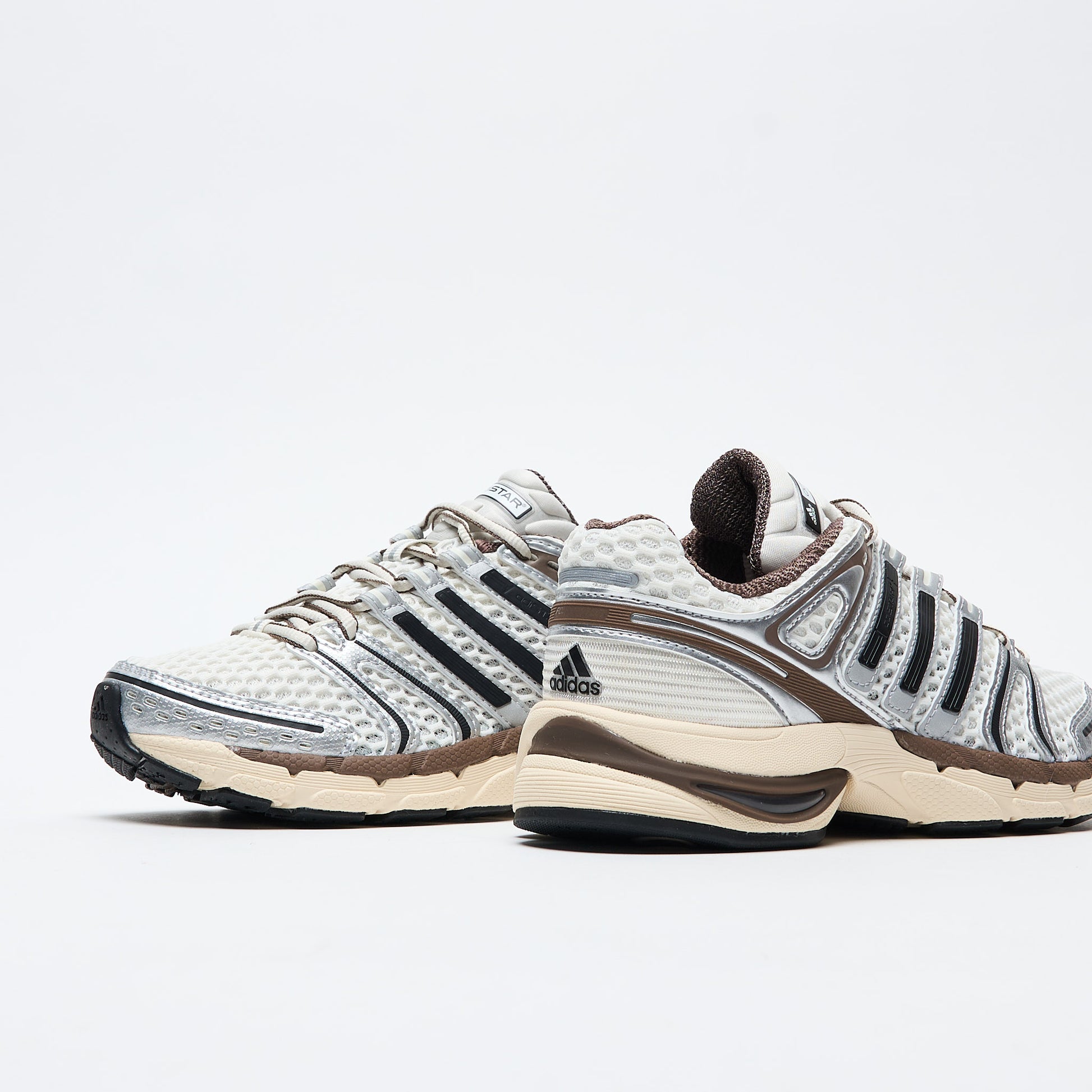 ADIDAS - Adistar Control 5 (Cloud White/Core Black/Core White)