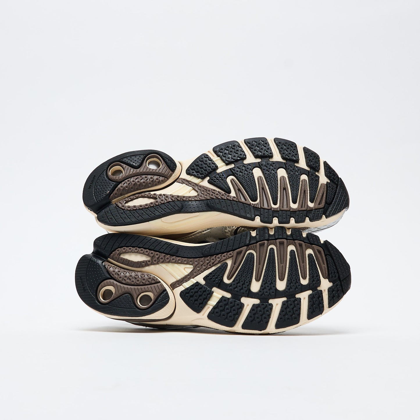 ADIDAS - Adistar Control 5 (Cloud White/Core Black/Core White)