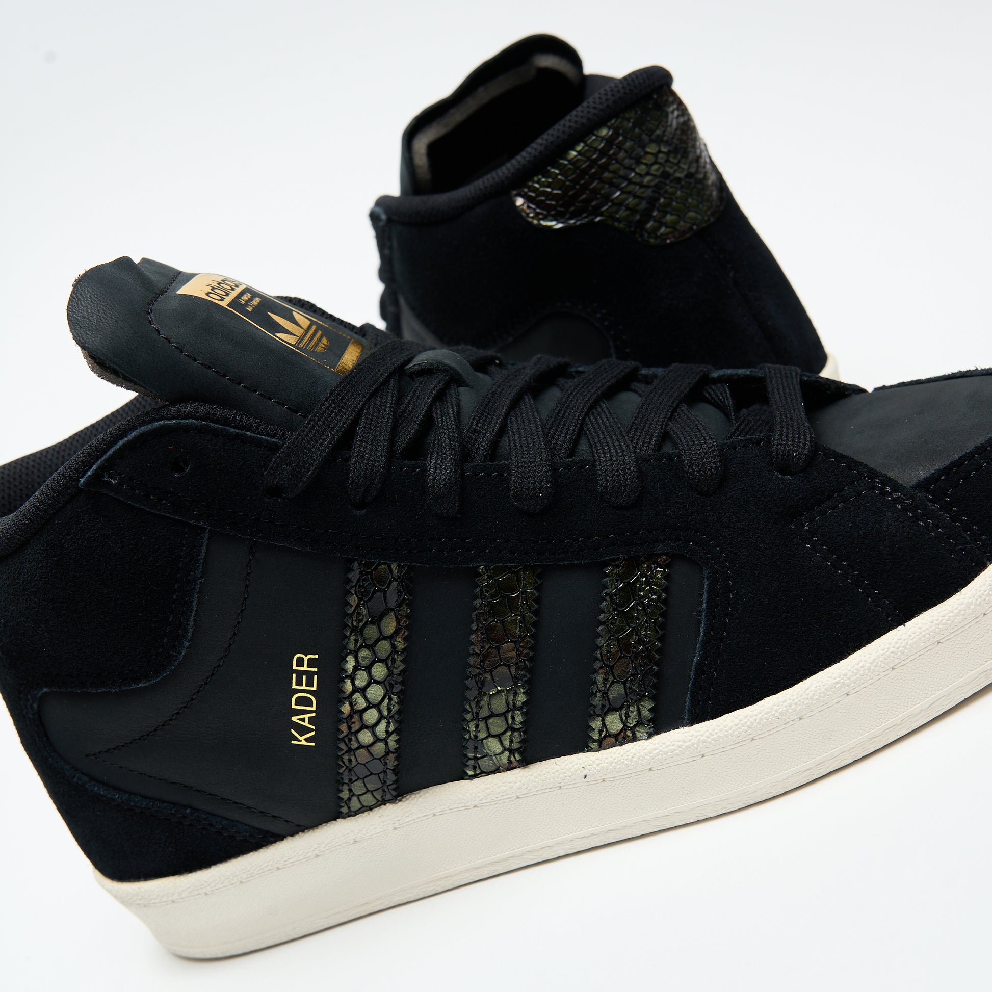 ADIDAS Skateboarding - Superskate Kader (Core Black/Off White)