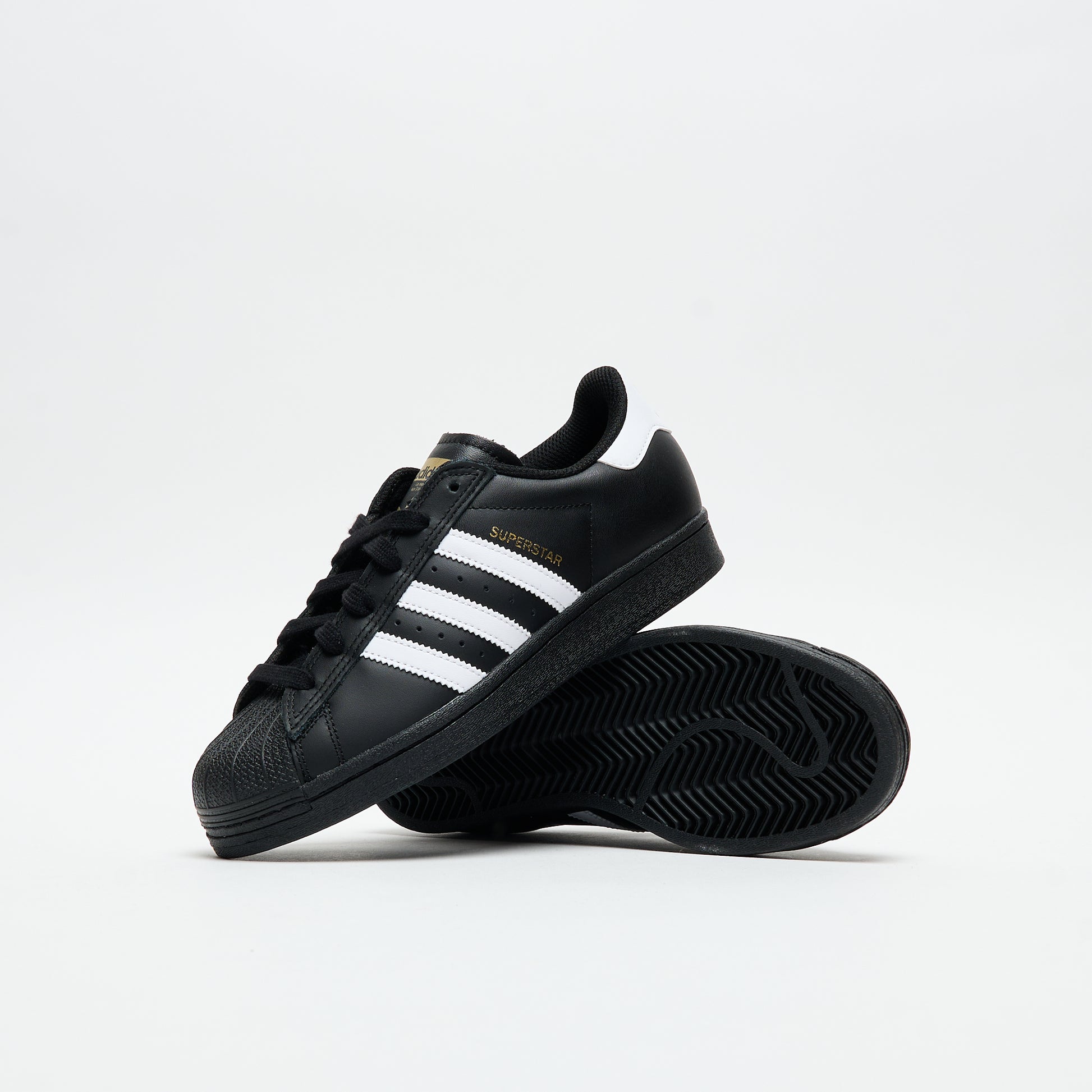 ADIDAS Skateboarding - Superstar ADV (Black/White)