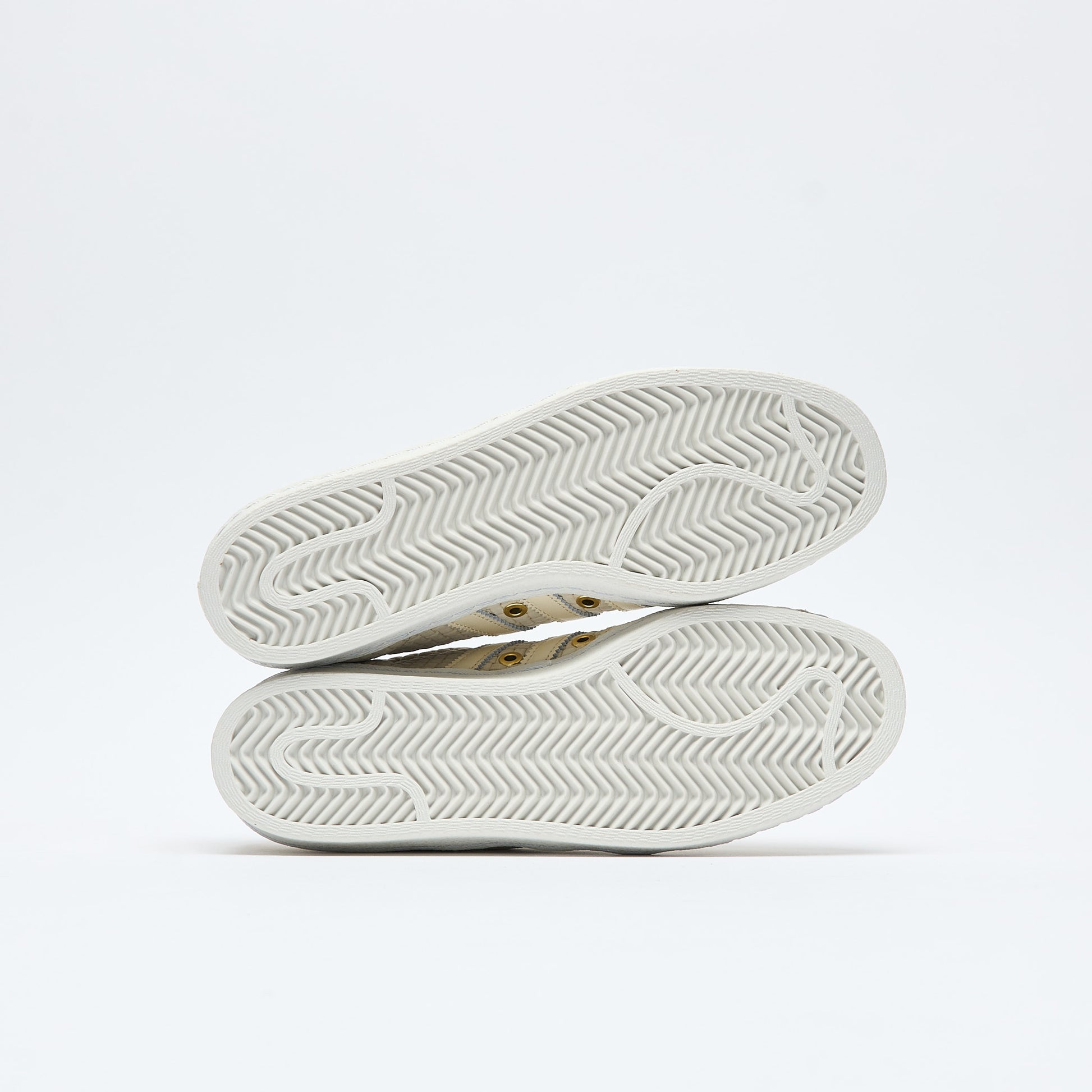 ADIDAS Skateboarding - Superstar x Arrow and Beast (Wonder White/Crystal White)
