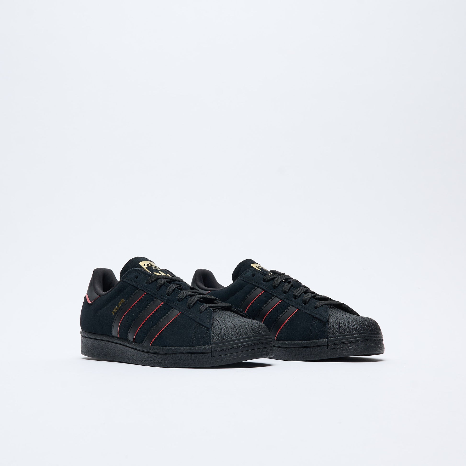 Adidas Skate Superstar Adv Felipe Core Black/Better Scarlet MILK STORE Adidas Skate Superstar Adv Felipe Core Black/Better Scarlet MILK STORE