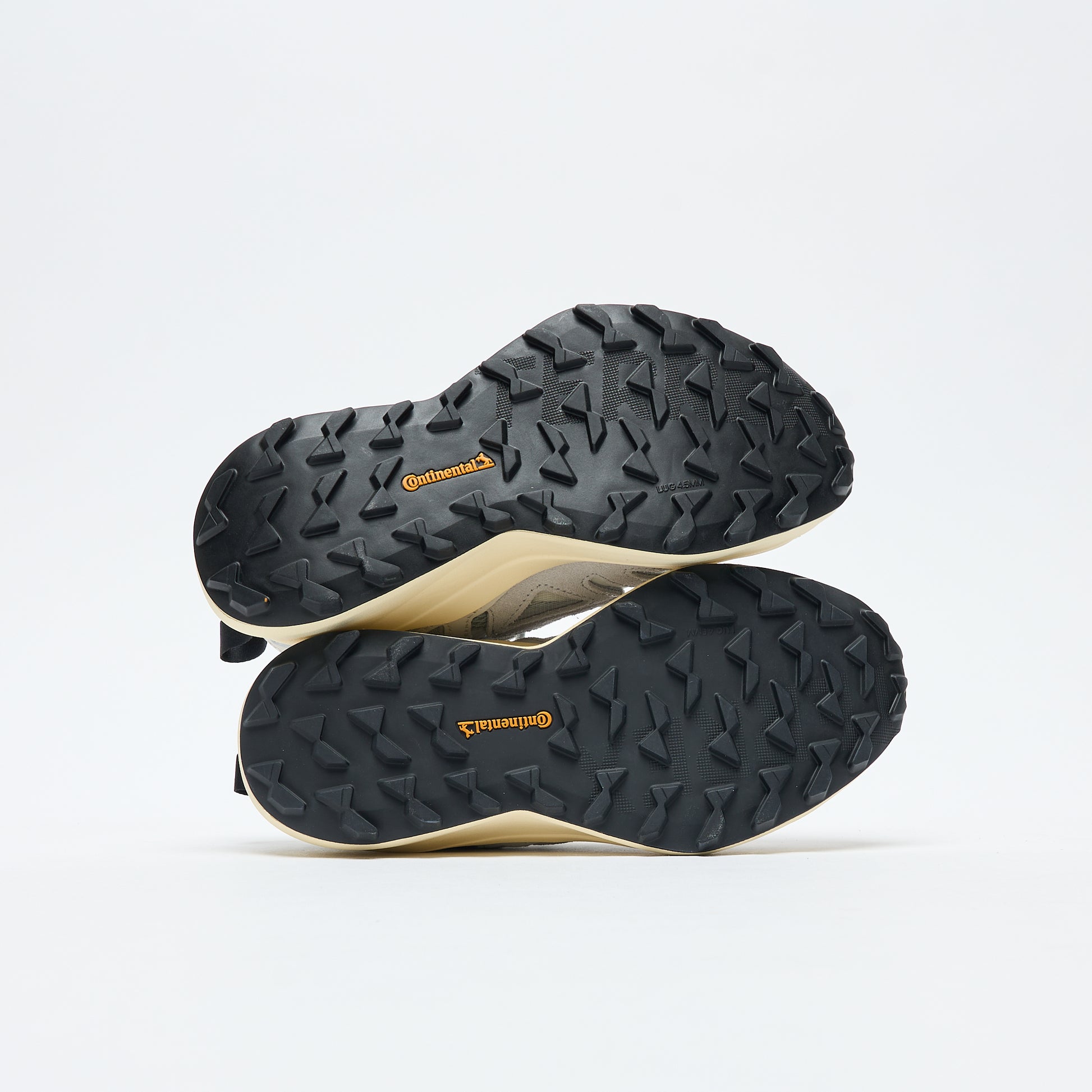 ADIDAS Originals - Kantai Trail (Wonder Silver/Core Black/Off White)