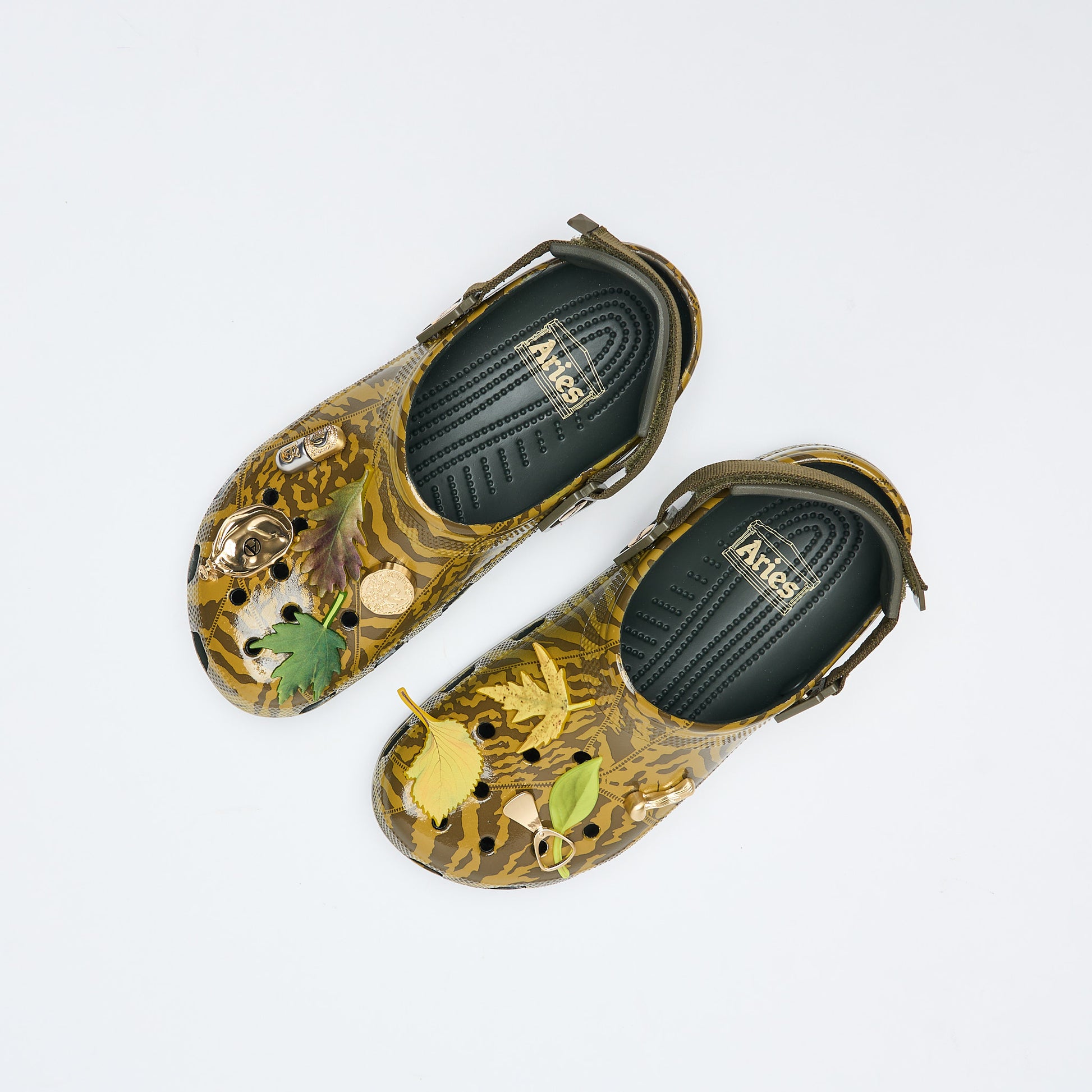 Aries Arise x Crocs - Classic Clog (Dark Arlgae)