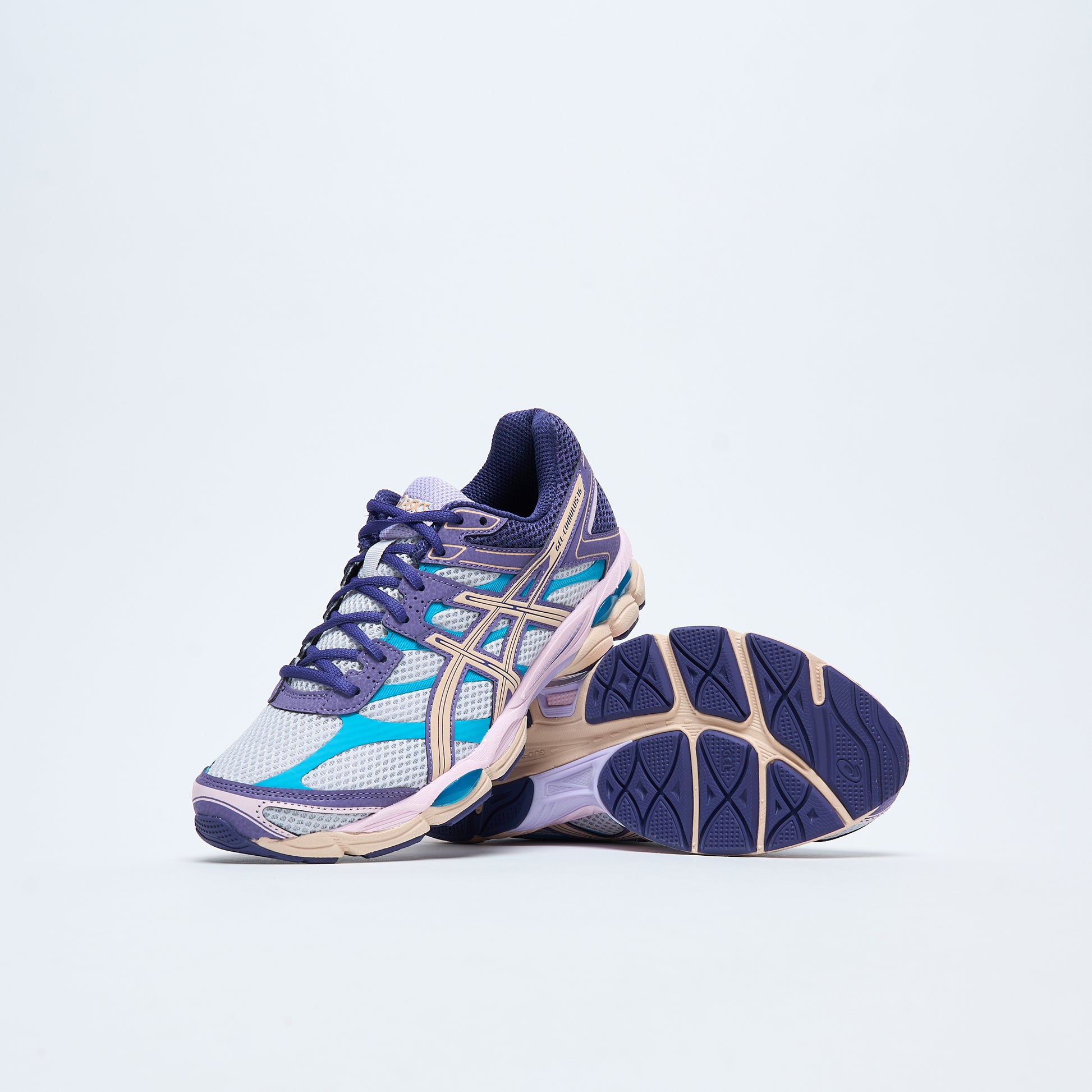 Asics Sportstyle - Gel-Cumulus 16 (Cloud Grey/Bisque)