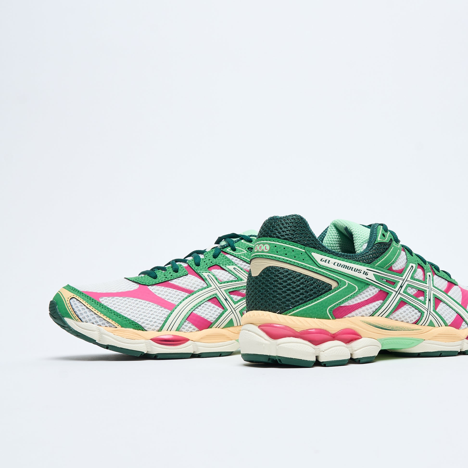 Asics Sportstyle - Gel-Cumulus 16 (Cream/Ivroy)