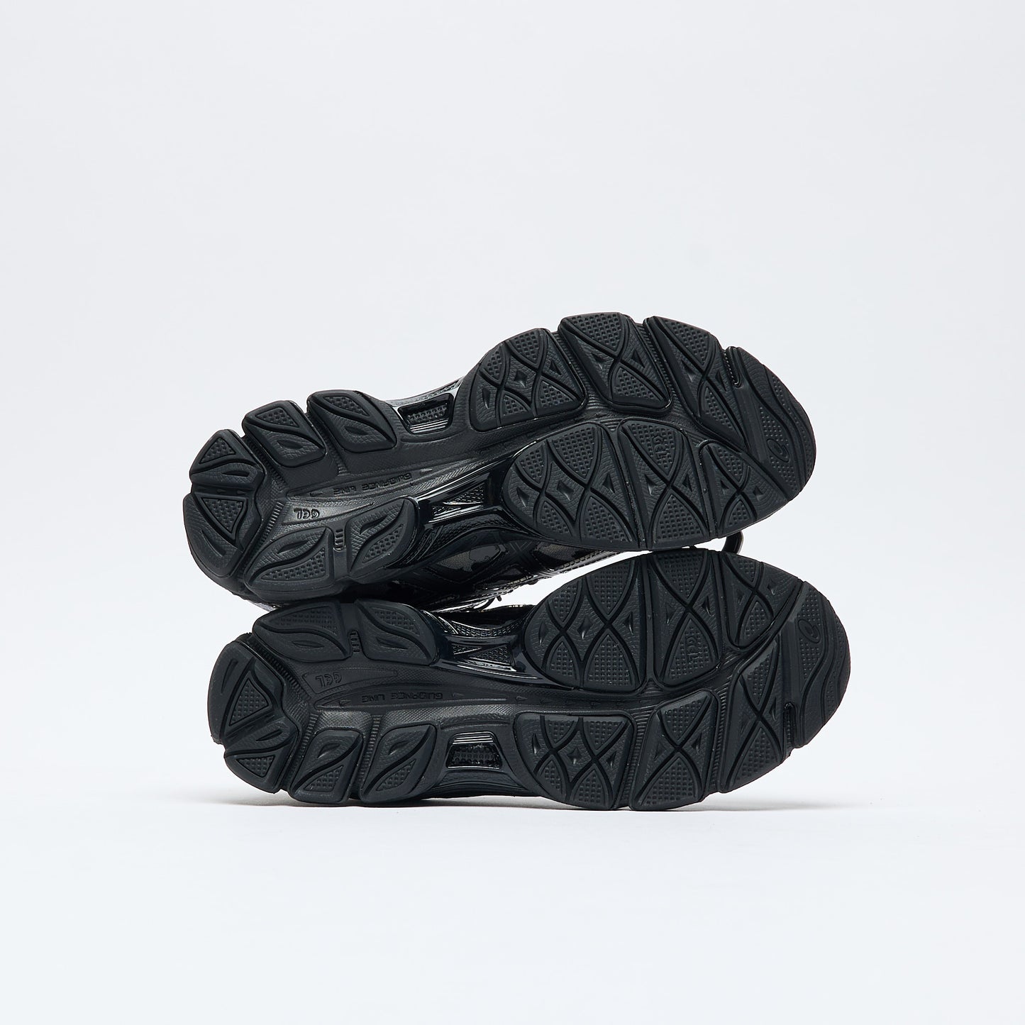 Asics Sportstyle - Gel-Cumulus 16 SSCB Cecilie Bahnsen (Black)