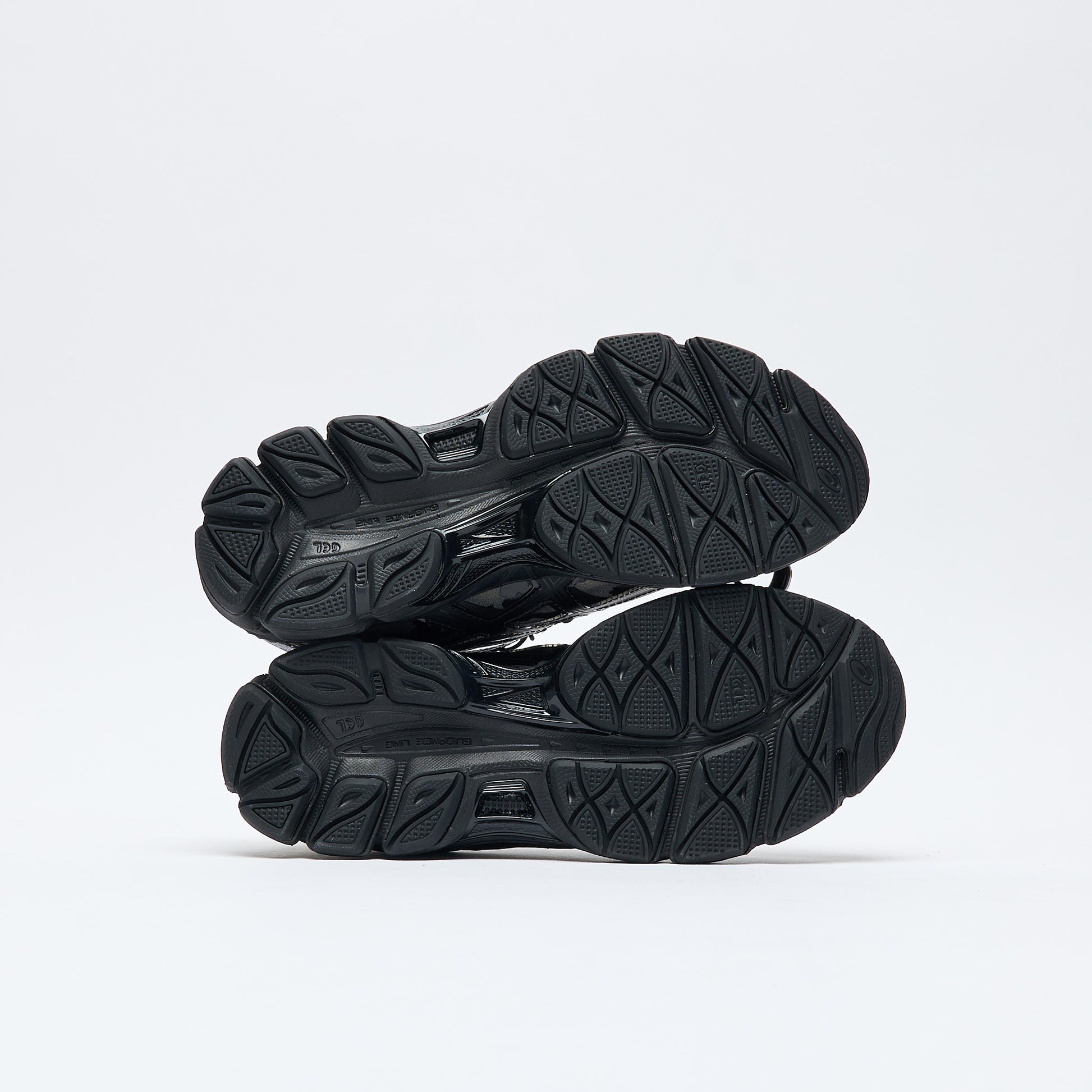 Asics Sportstyle - Gel-Cumulus 16 SSCB Cecilie Bahnsen (Black)