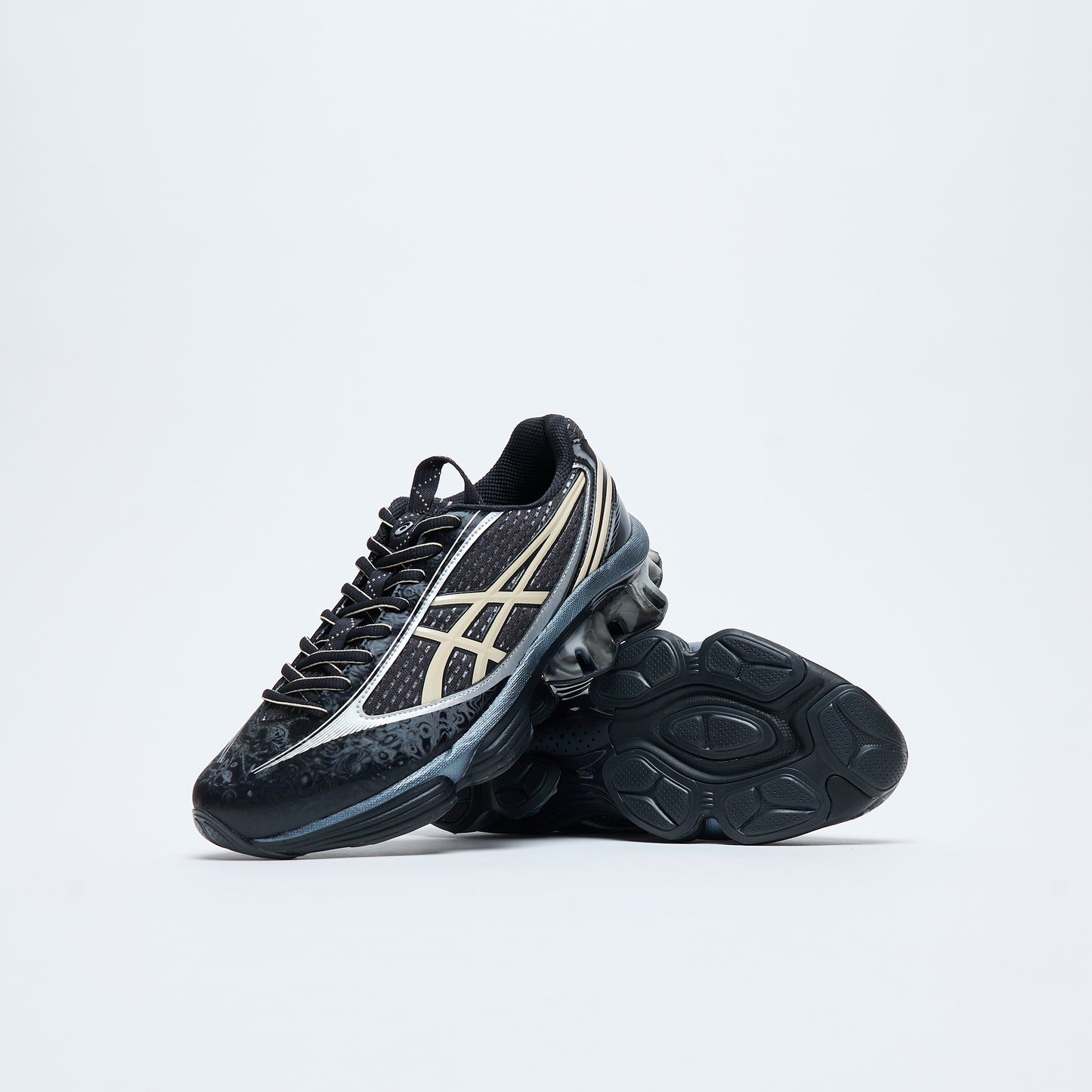Asics Sportstyle - US6-S Gel-Kinetic Fluent (Black/Vanilla)