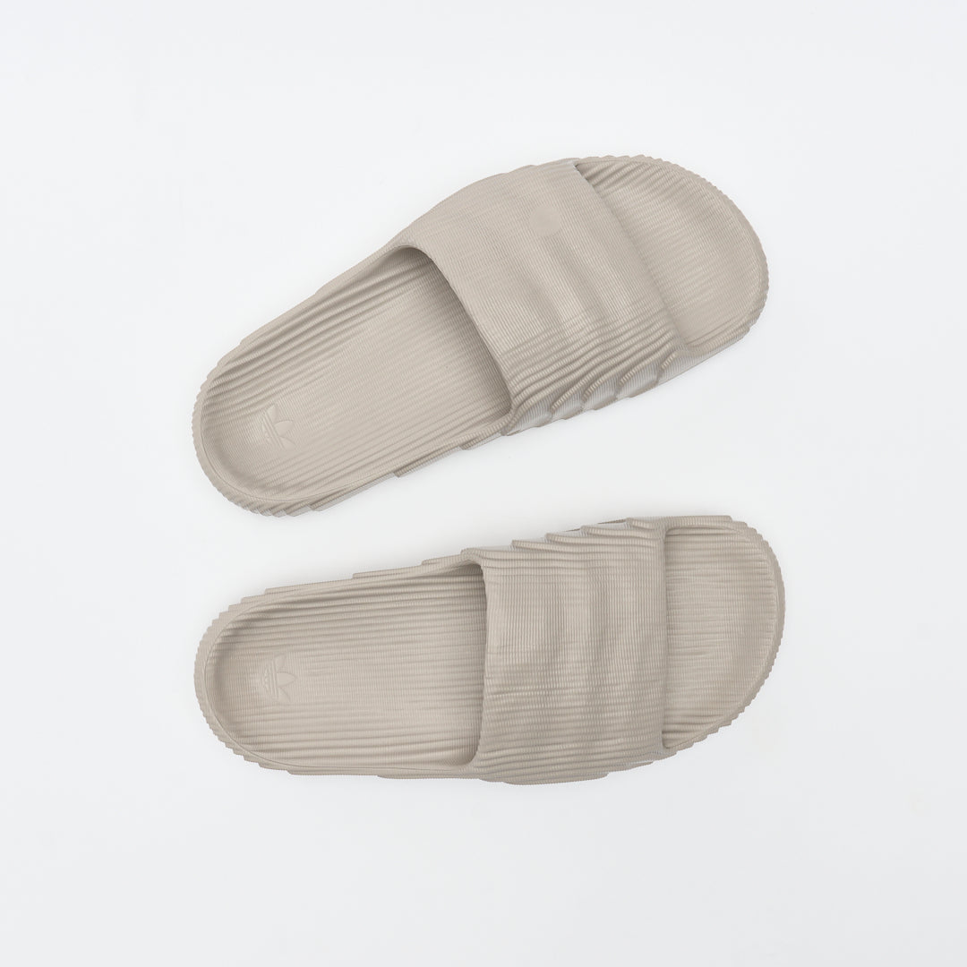 Adidas Originals - Adilette (Light Brown/Core Black)