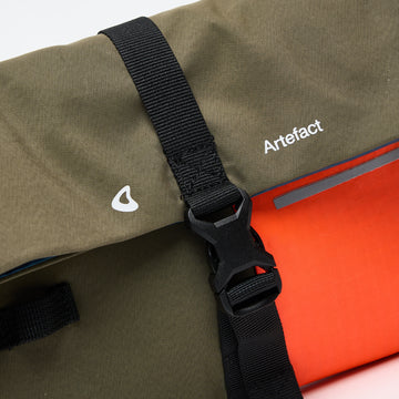 Artefact - RIV001 Crossbody