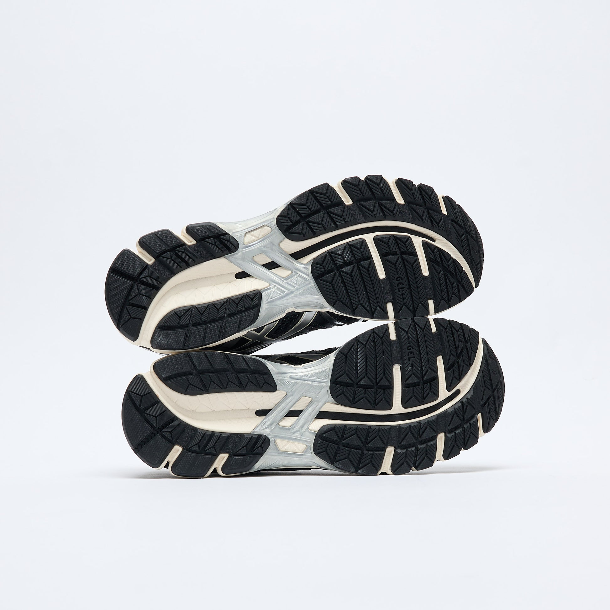 Asics - Gel-Kayano 20 (Black/Silver)