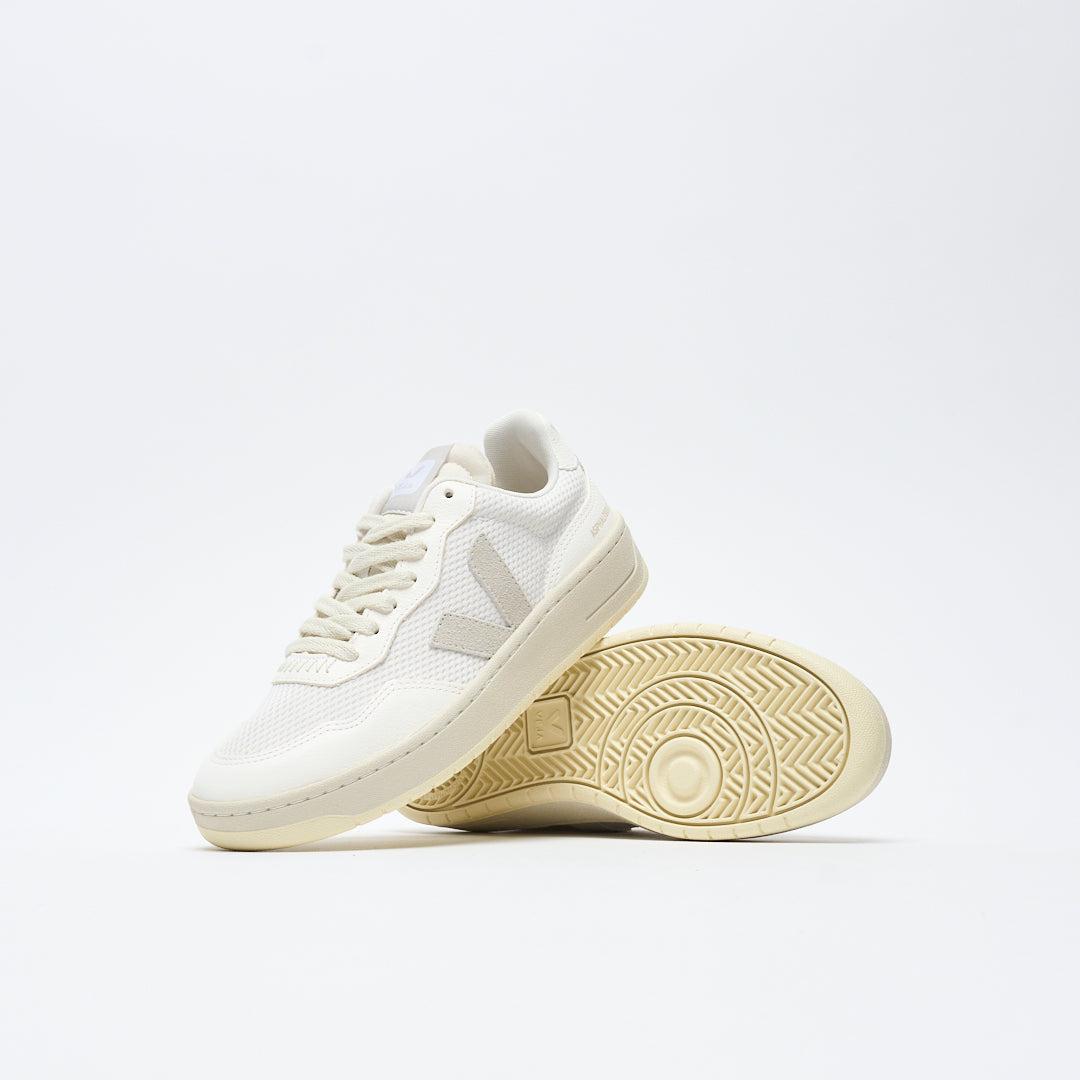 Asphalt Gold x Veja - V-90 Alveomesh (Asphalt gold gravel)