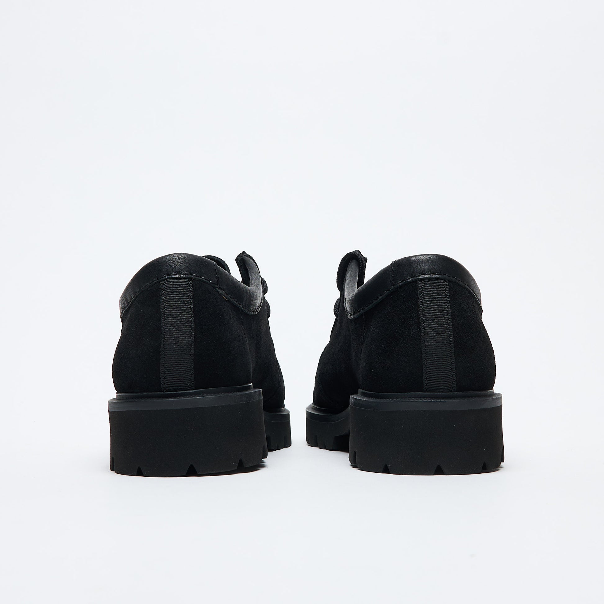 Clarks Signature - Cleyhill Seam Suede (Black)