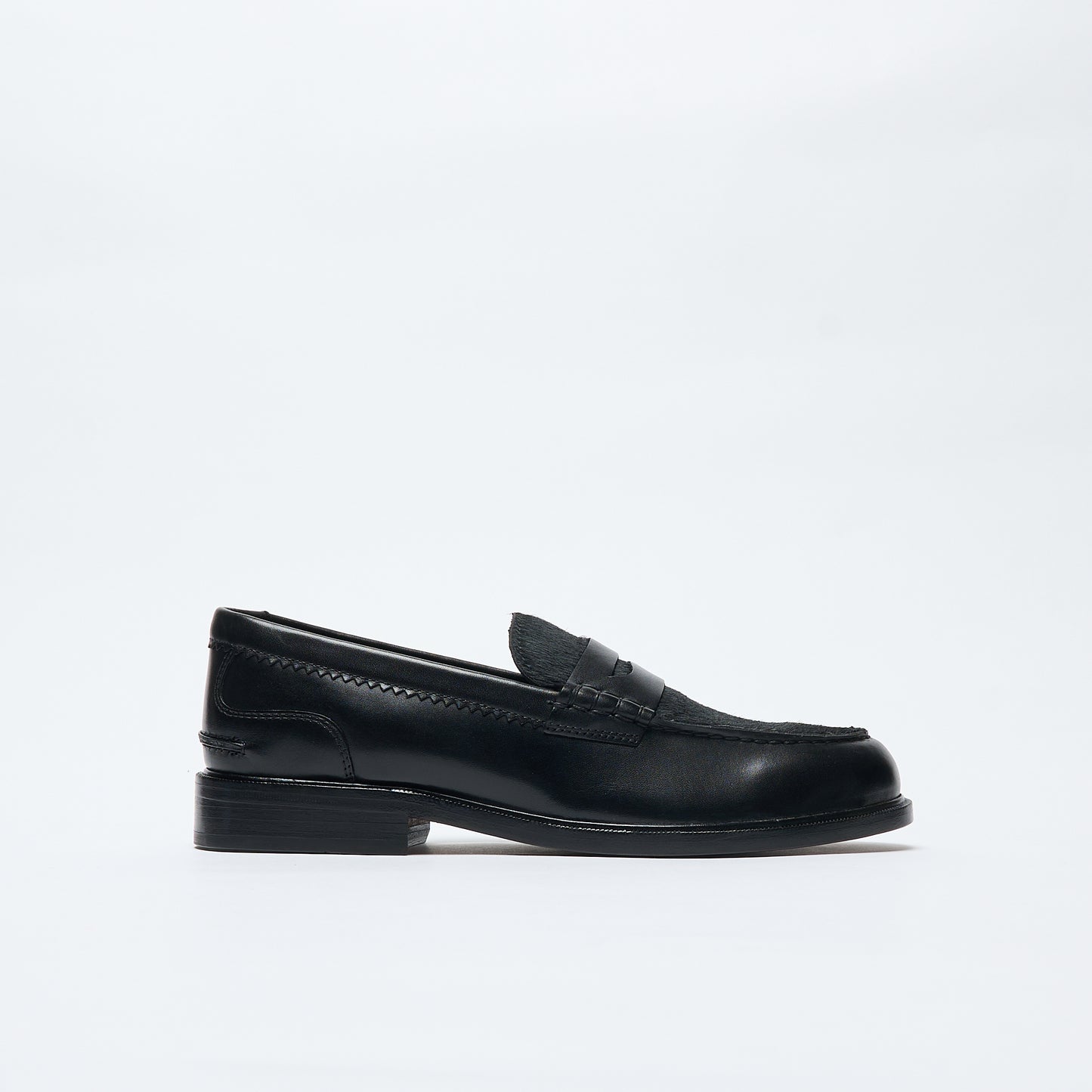 Clarks Signature - Craftjames Low (Black/Black)