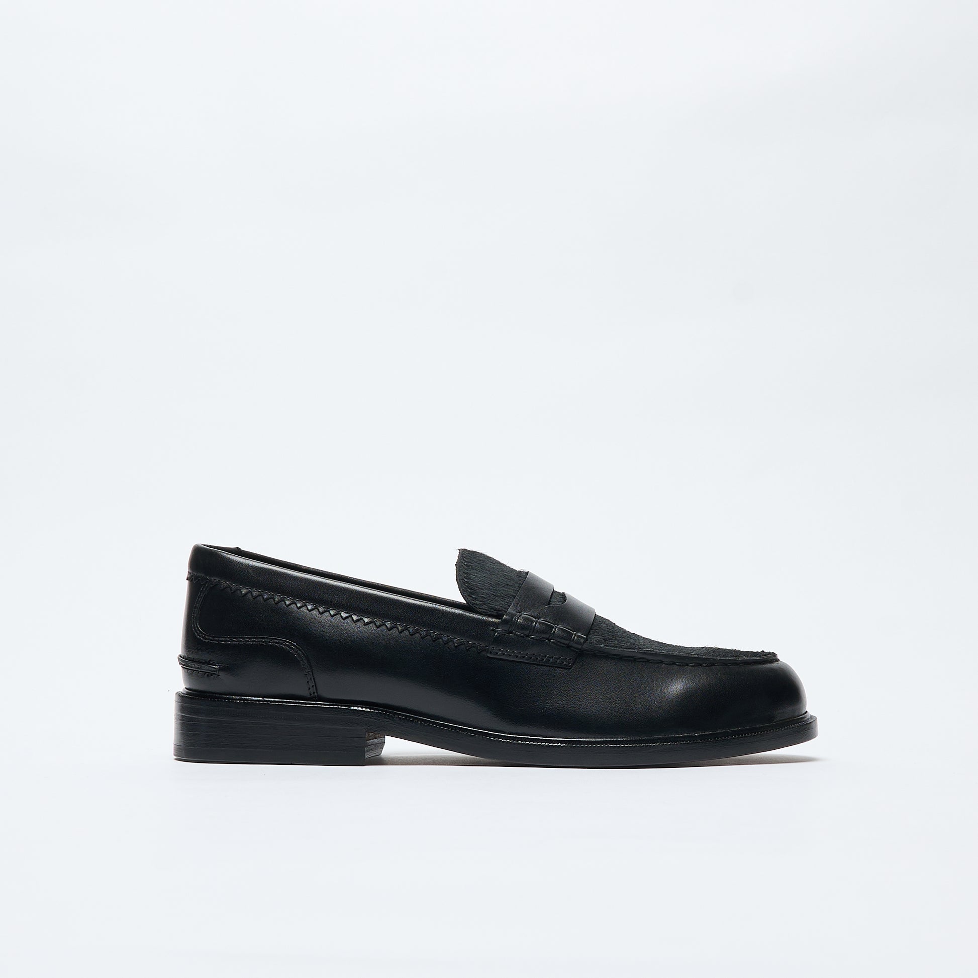 Clarks Signature - Craftjames Low (Black/Black)